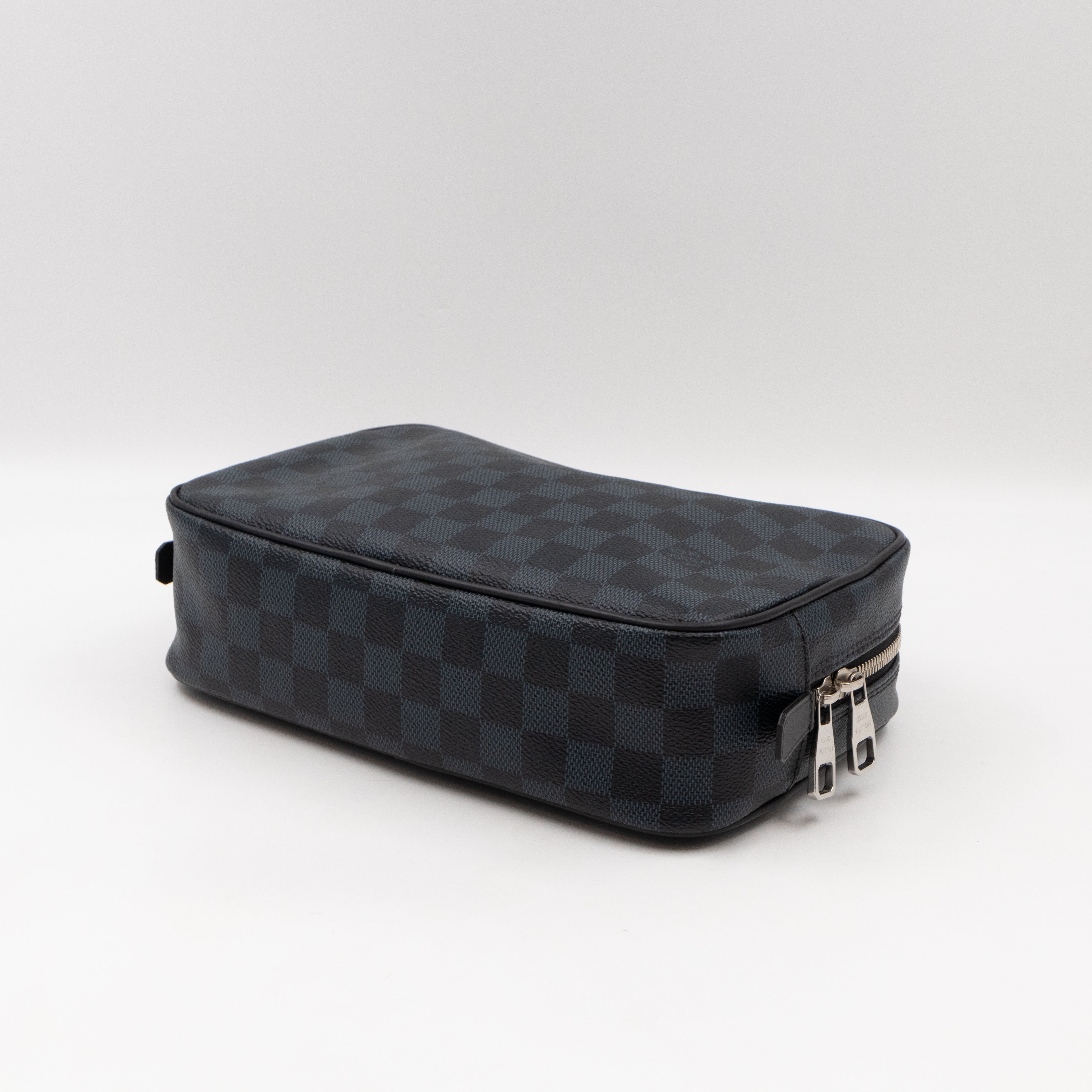 Toilet Pouch GM Damier Cobalt