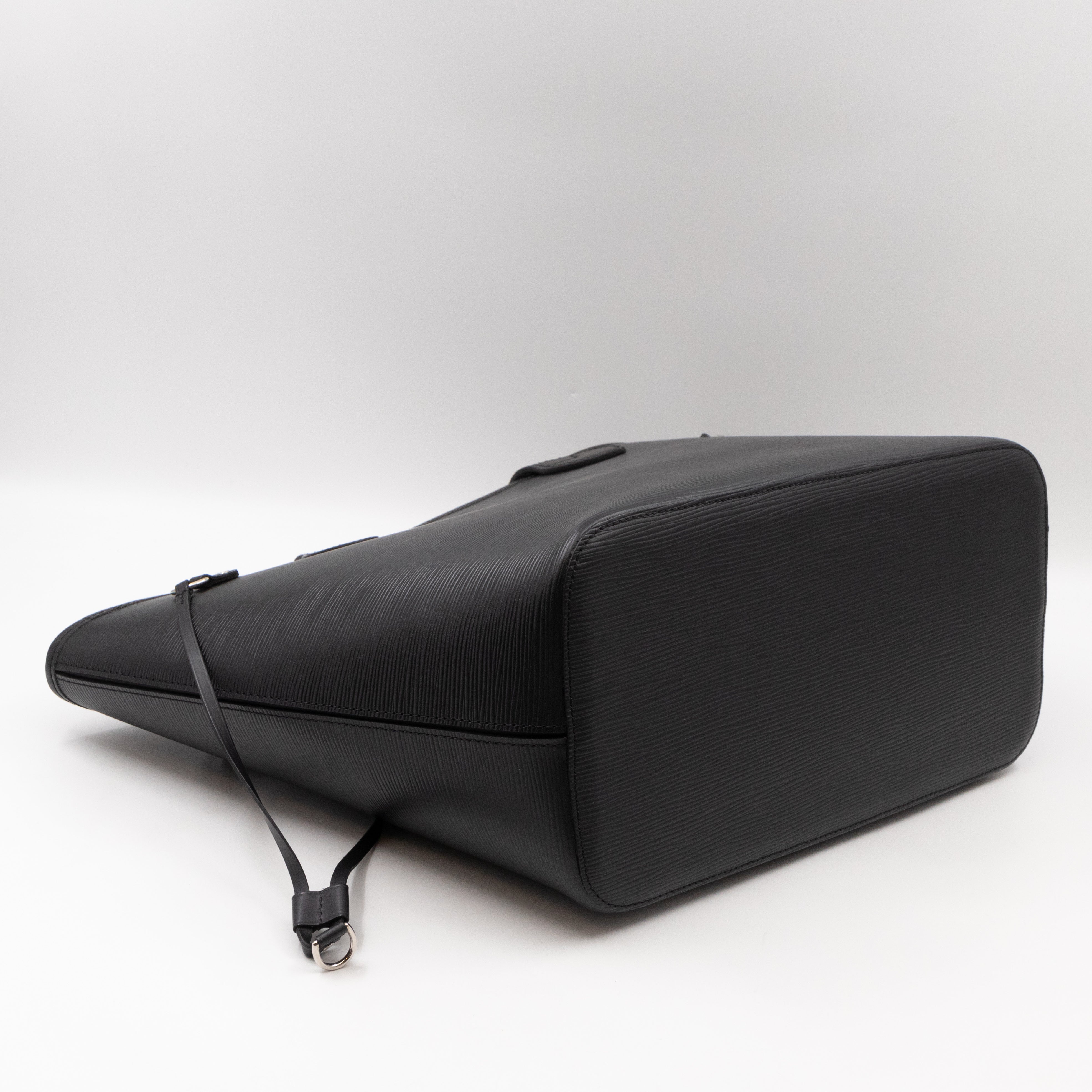 Neverfull MM Black Epi Leather