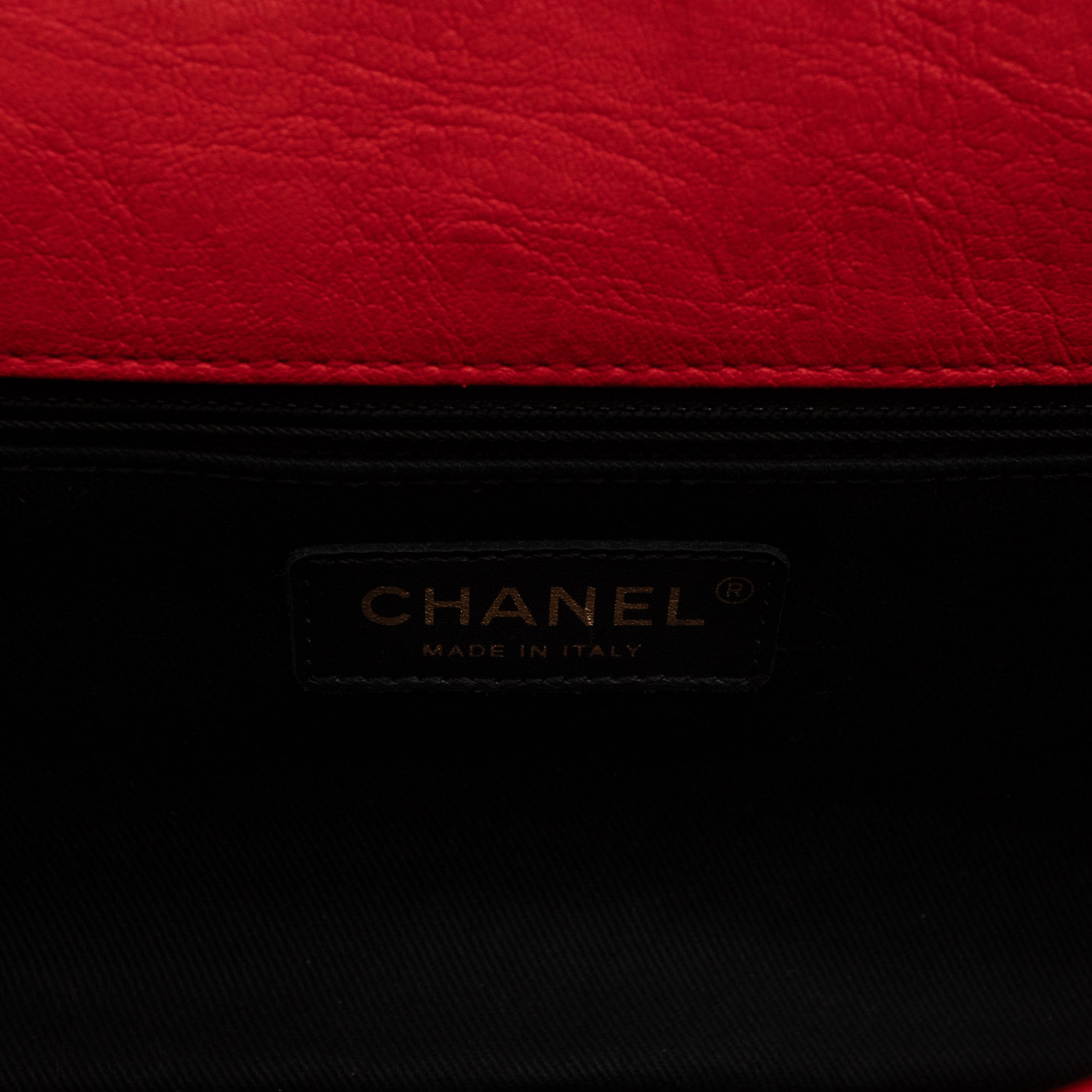 Medallion Charm Flap Bag Medium Red Chevron Calfskin Leather