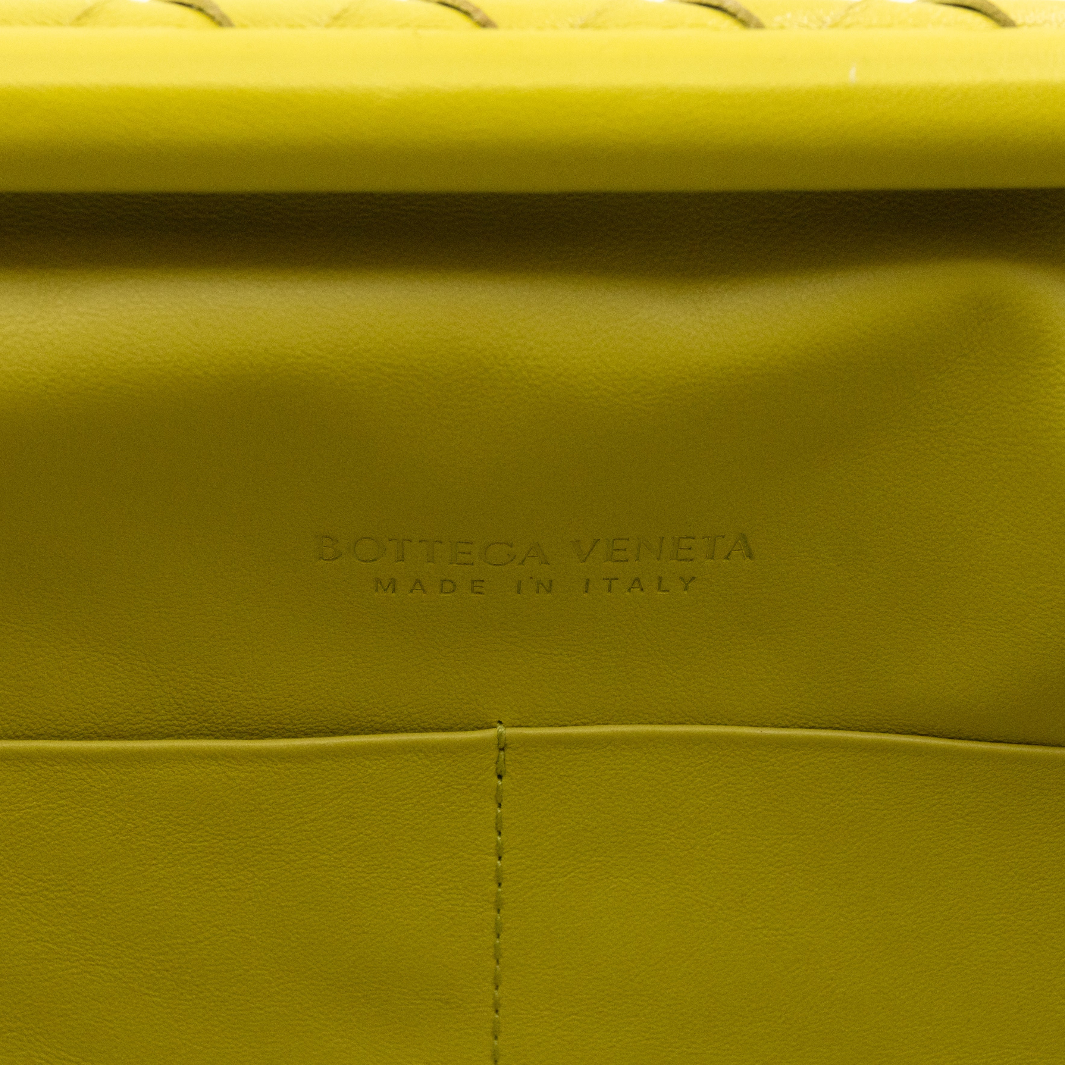 Clasp Document Case Kiwi Intrecciato Leather