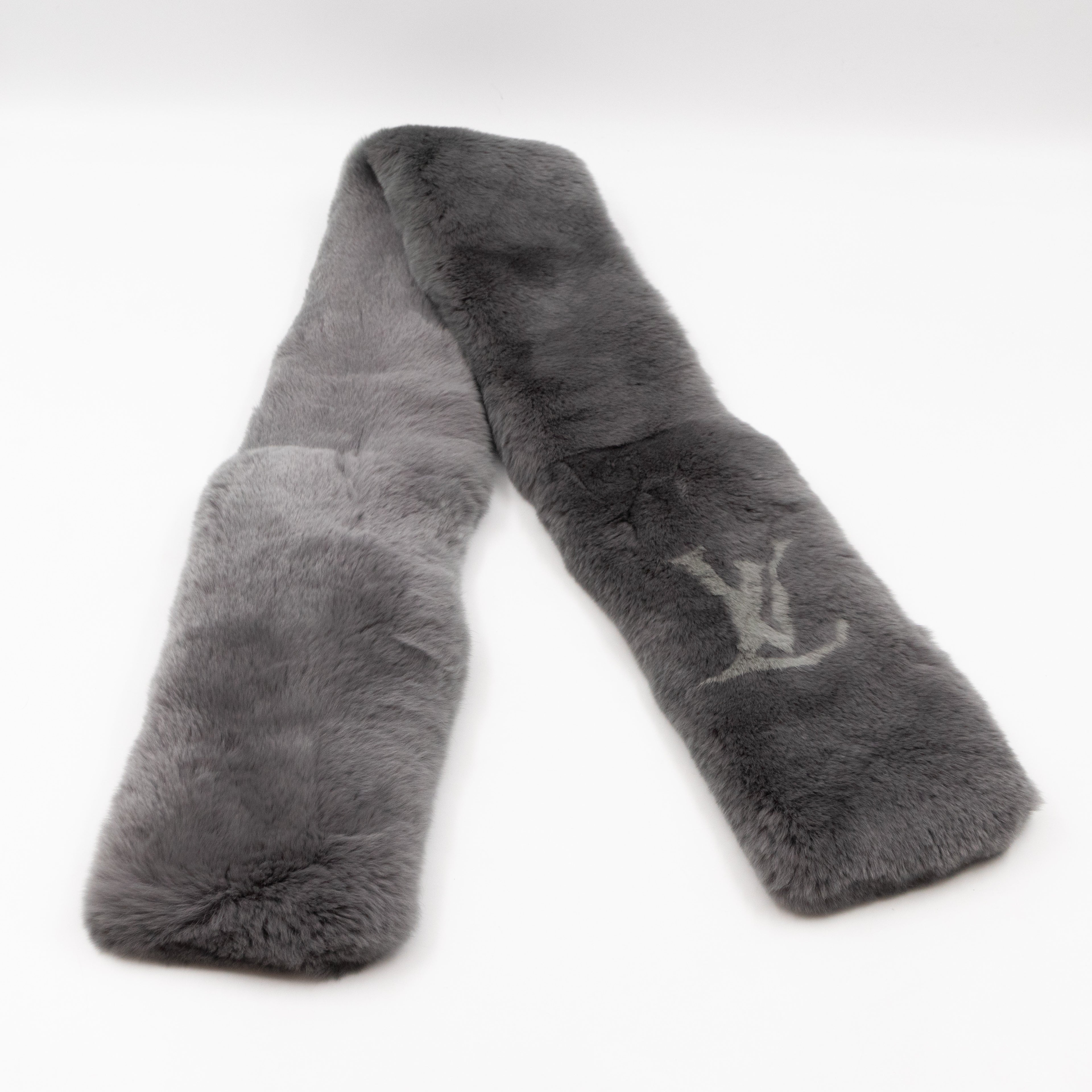 Rex Rabbit Grey Scarf Muffler