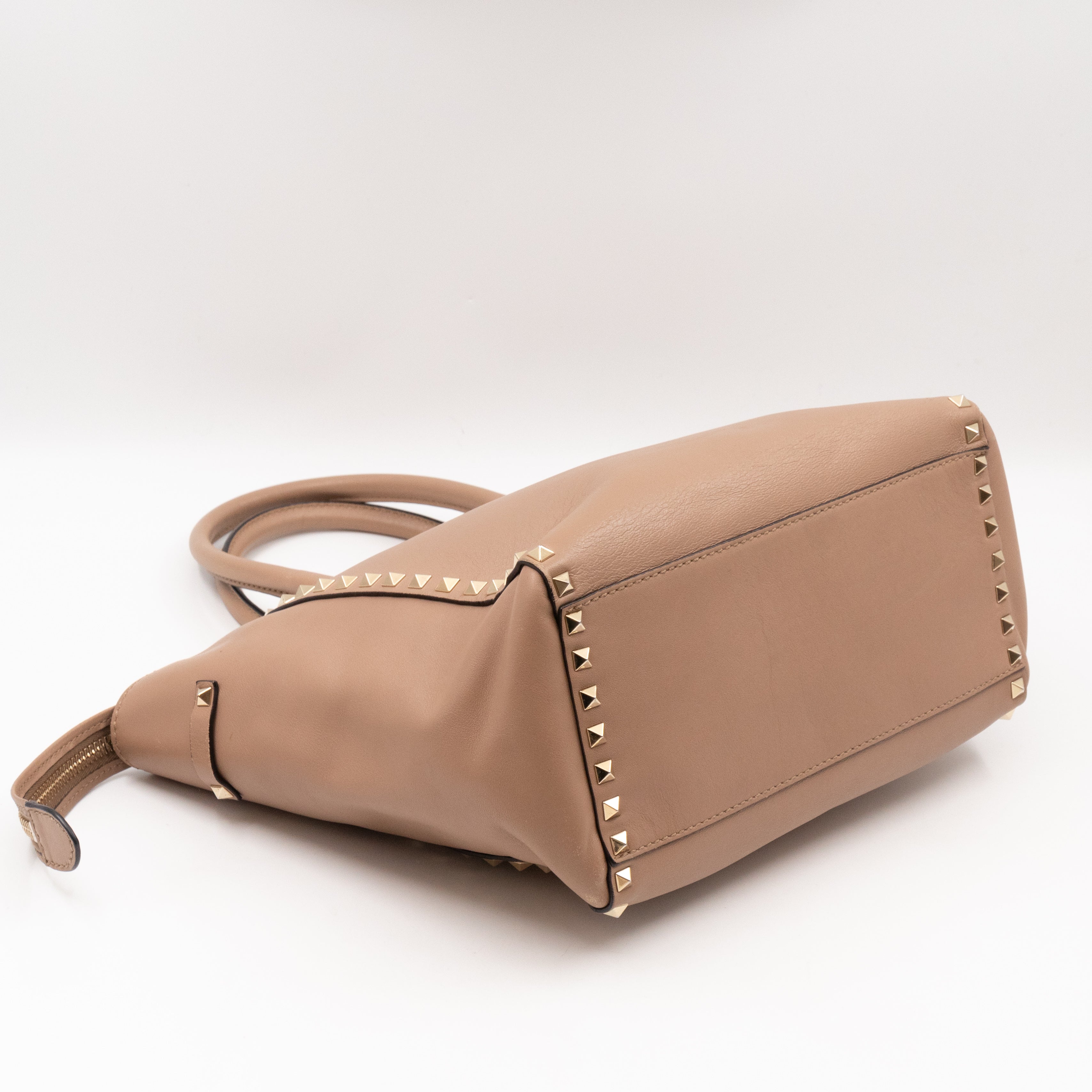 Double Handle Rockstud Medium Tote Bag Beige Leather