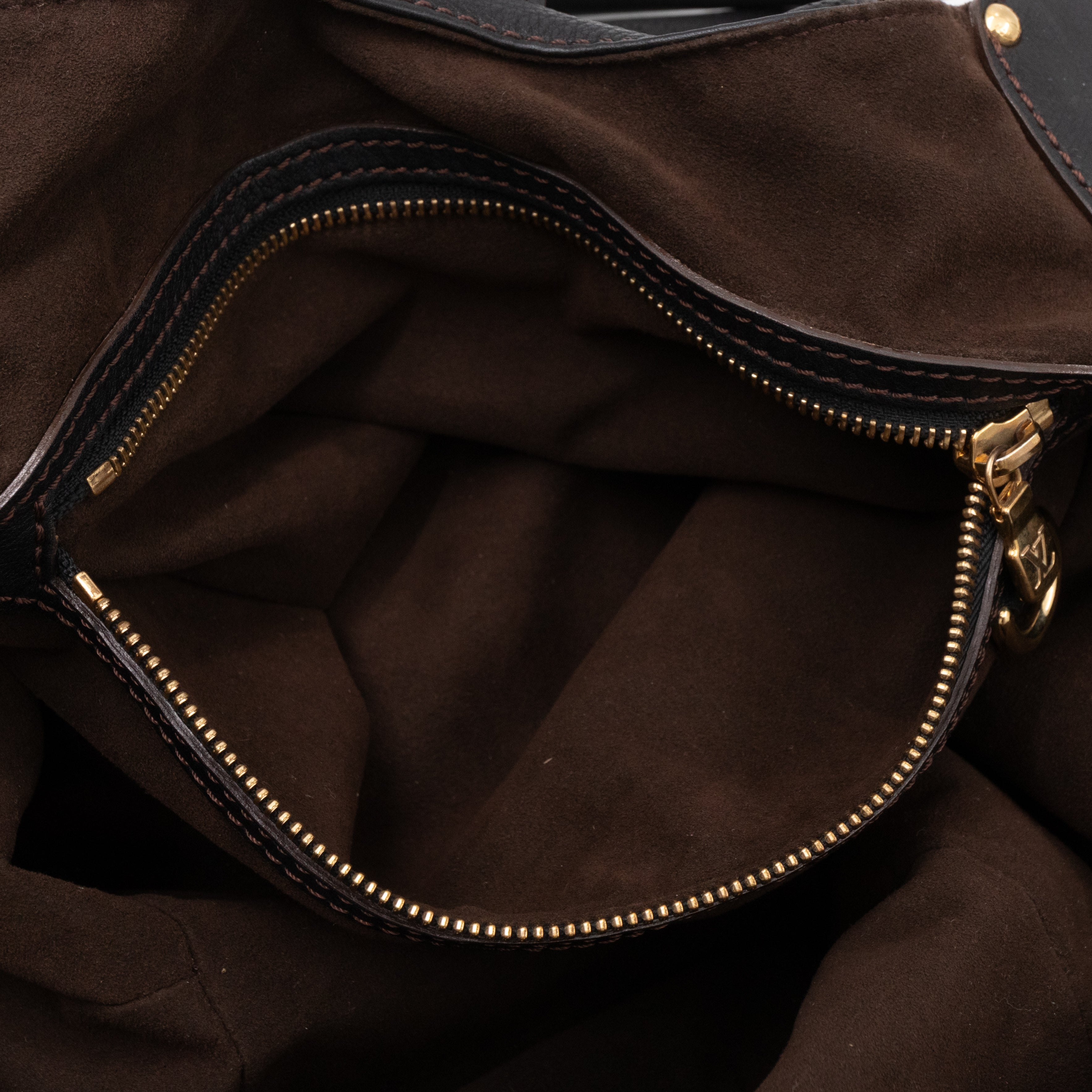 Mahina L Black Leather