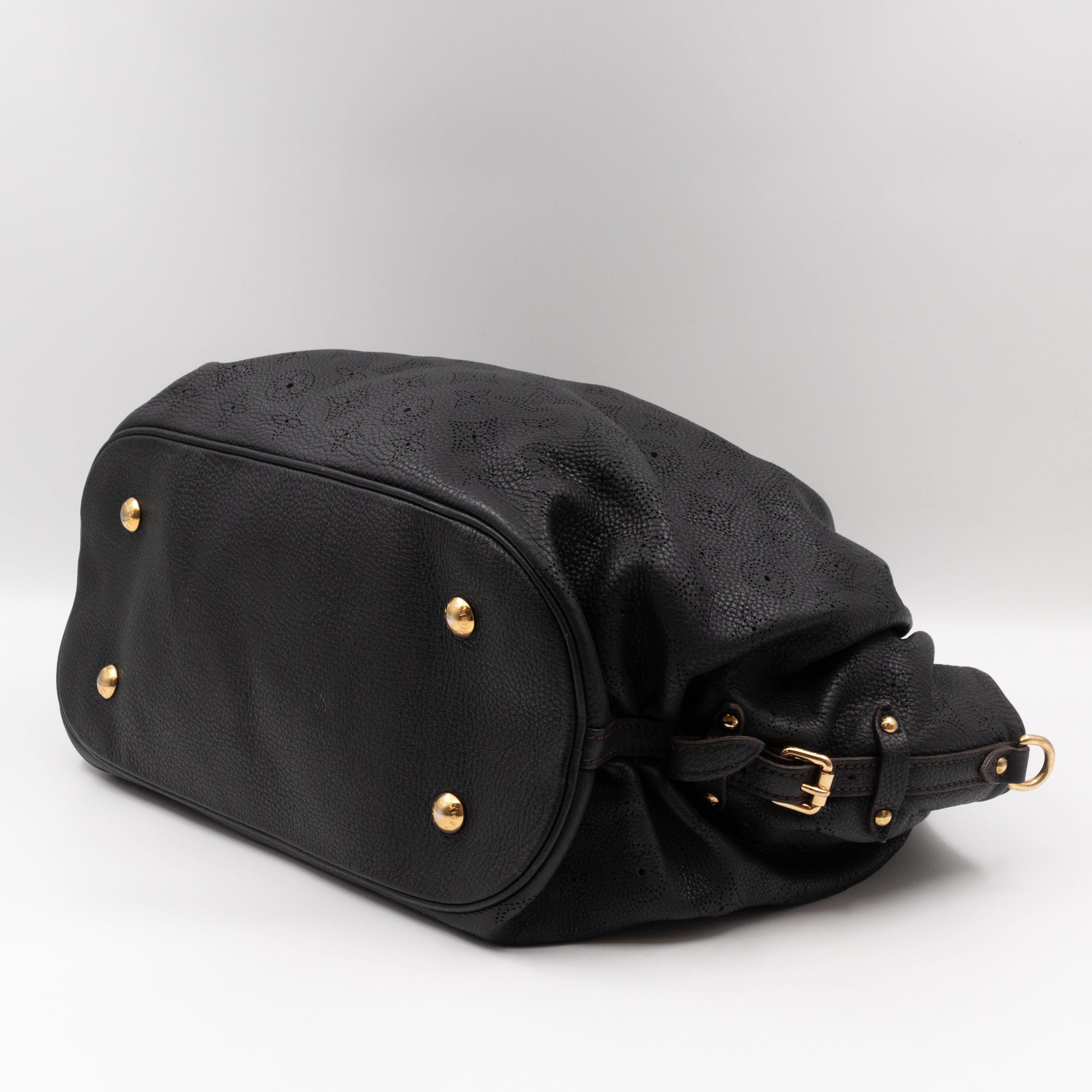 Mahina L Black Leather