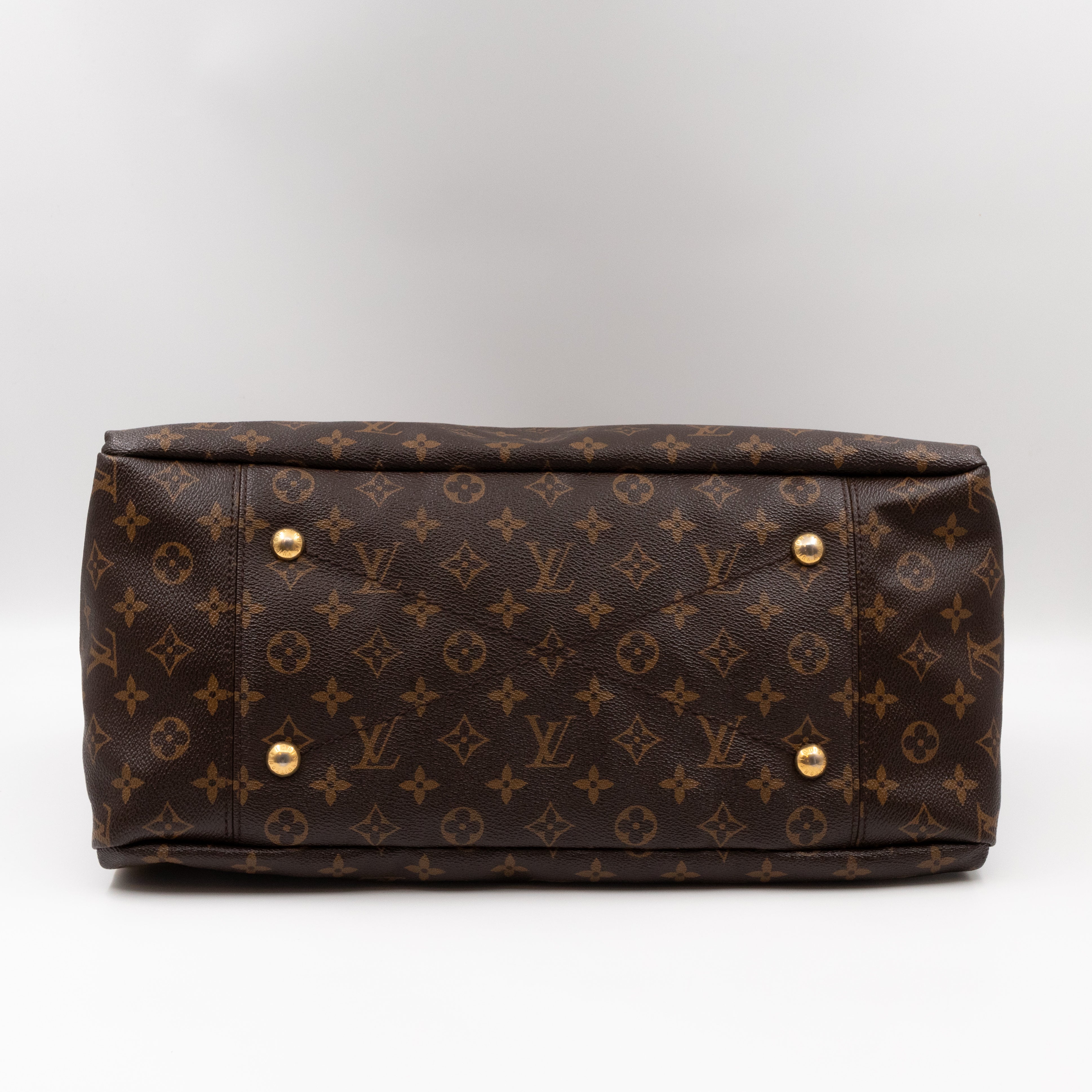 Artsy MM Monogram