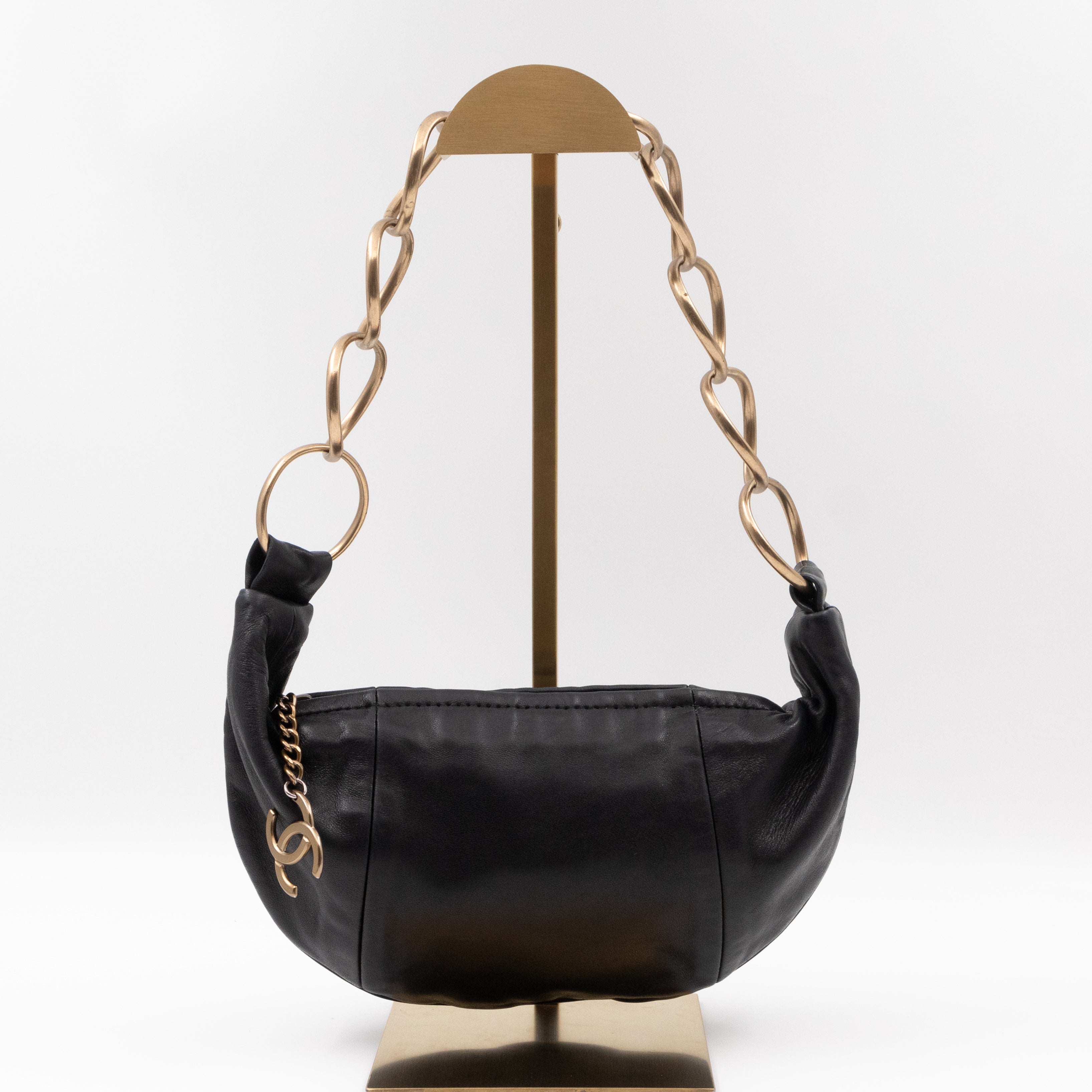 Half Moon Chain Bag Black Leather