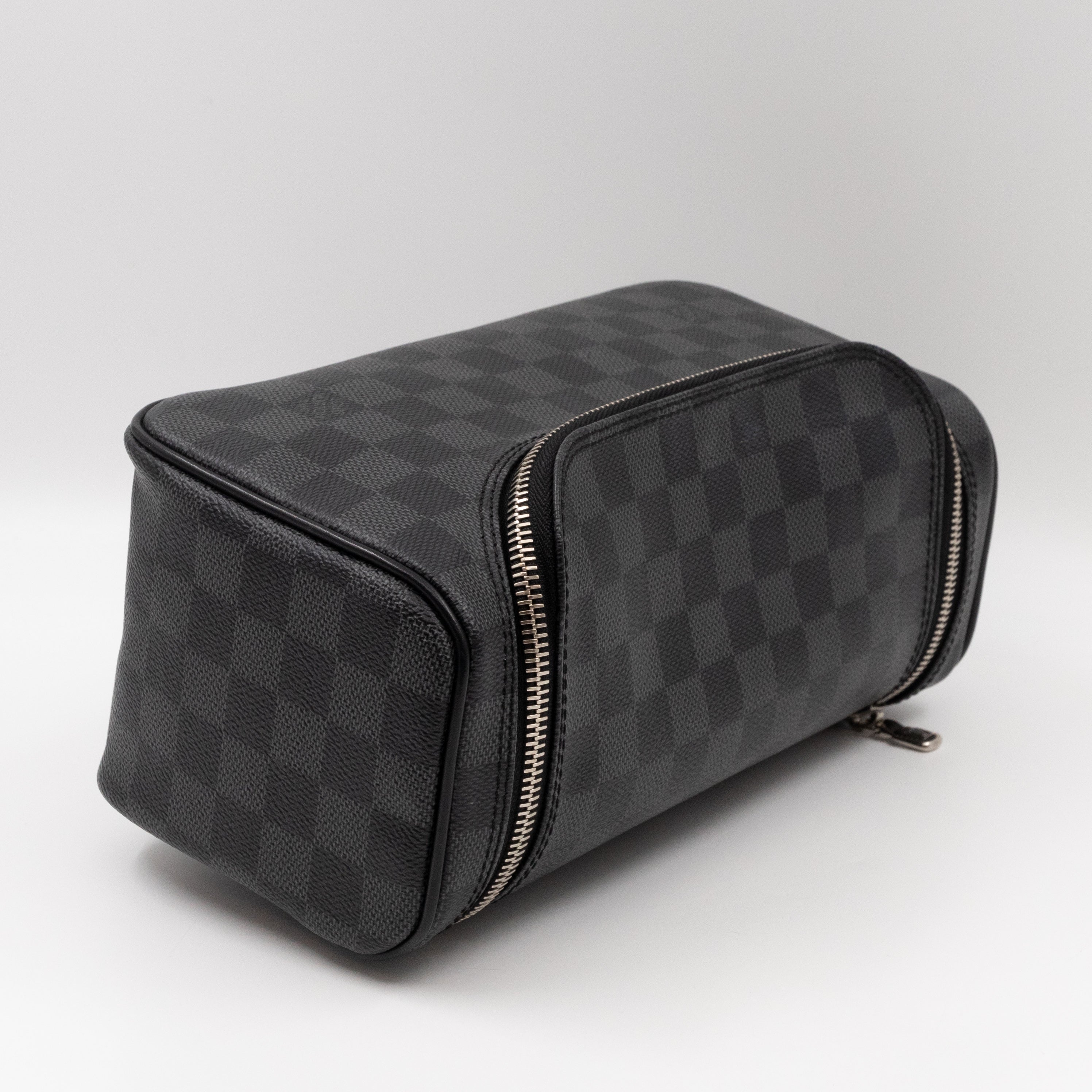 Toiletry Pouch Damier Graphite