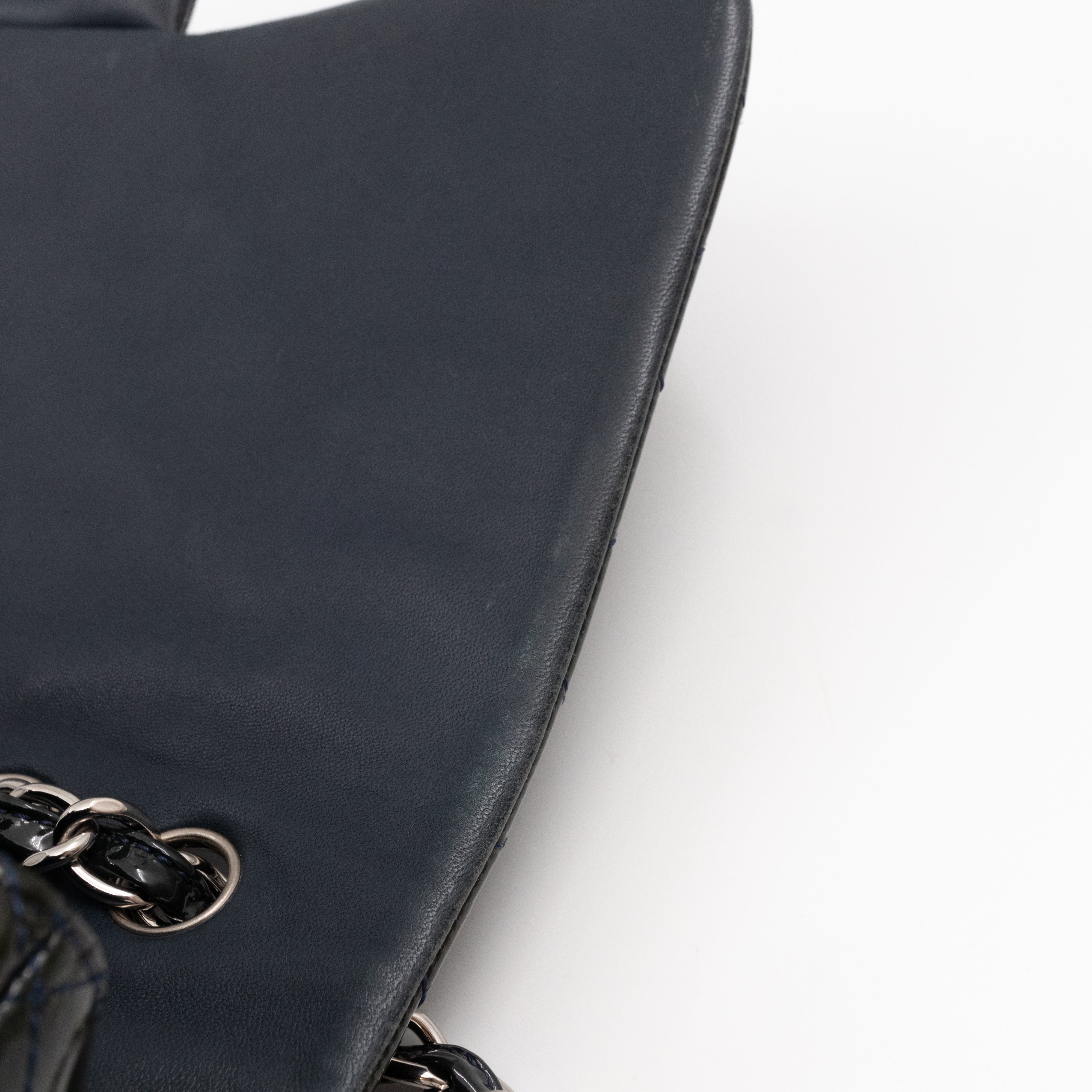 Classic Single Flap Jumbo Navy Blue Patent Leather