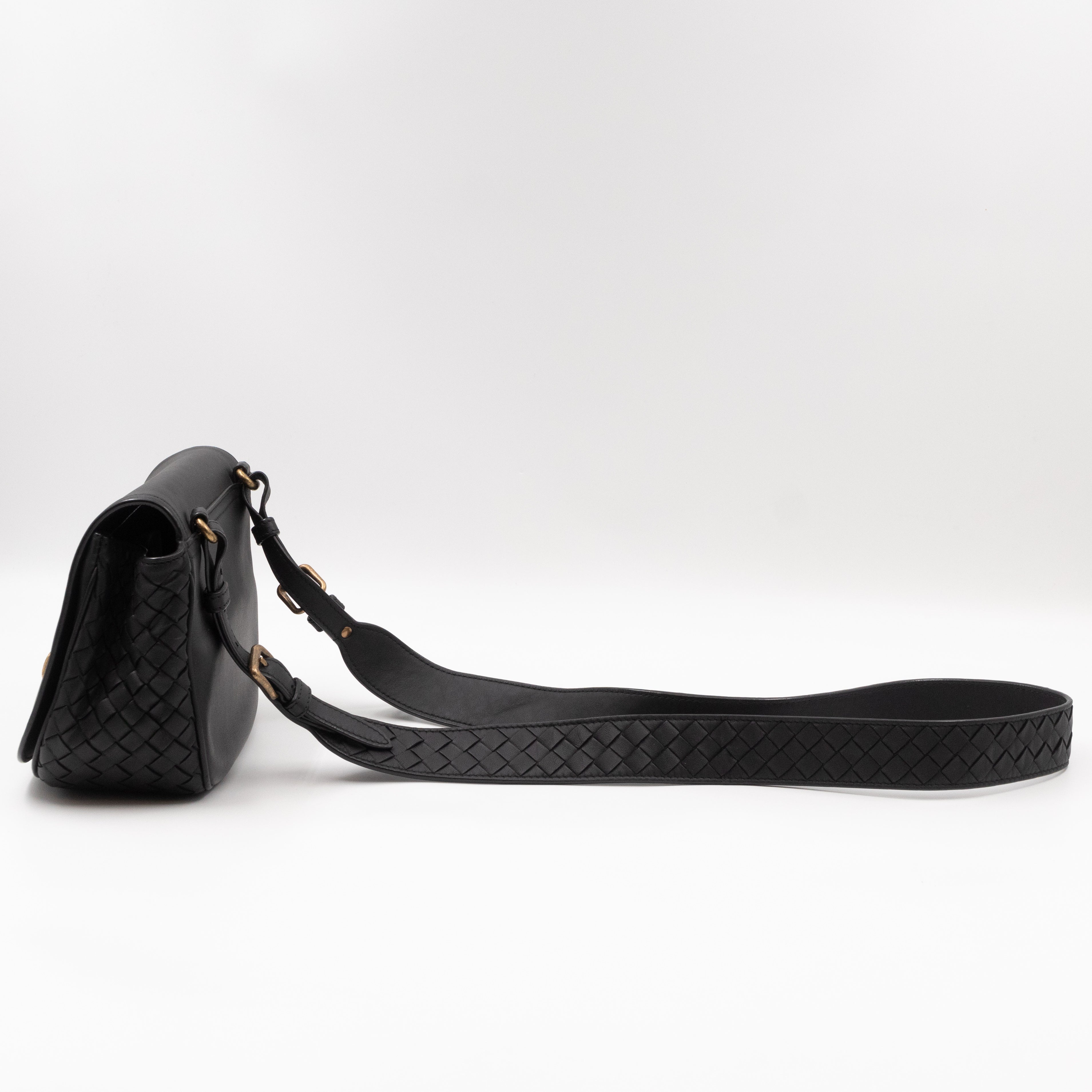 Luna Crossbody Bag Intrecciato Black Leather