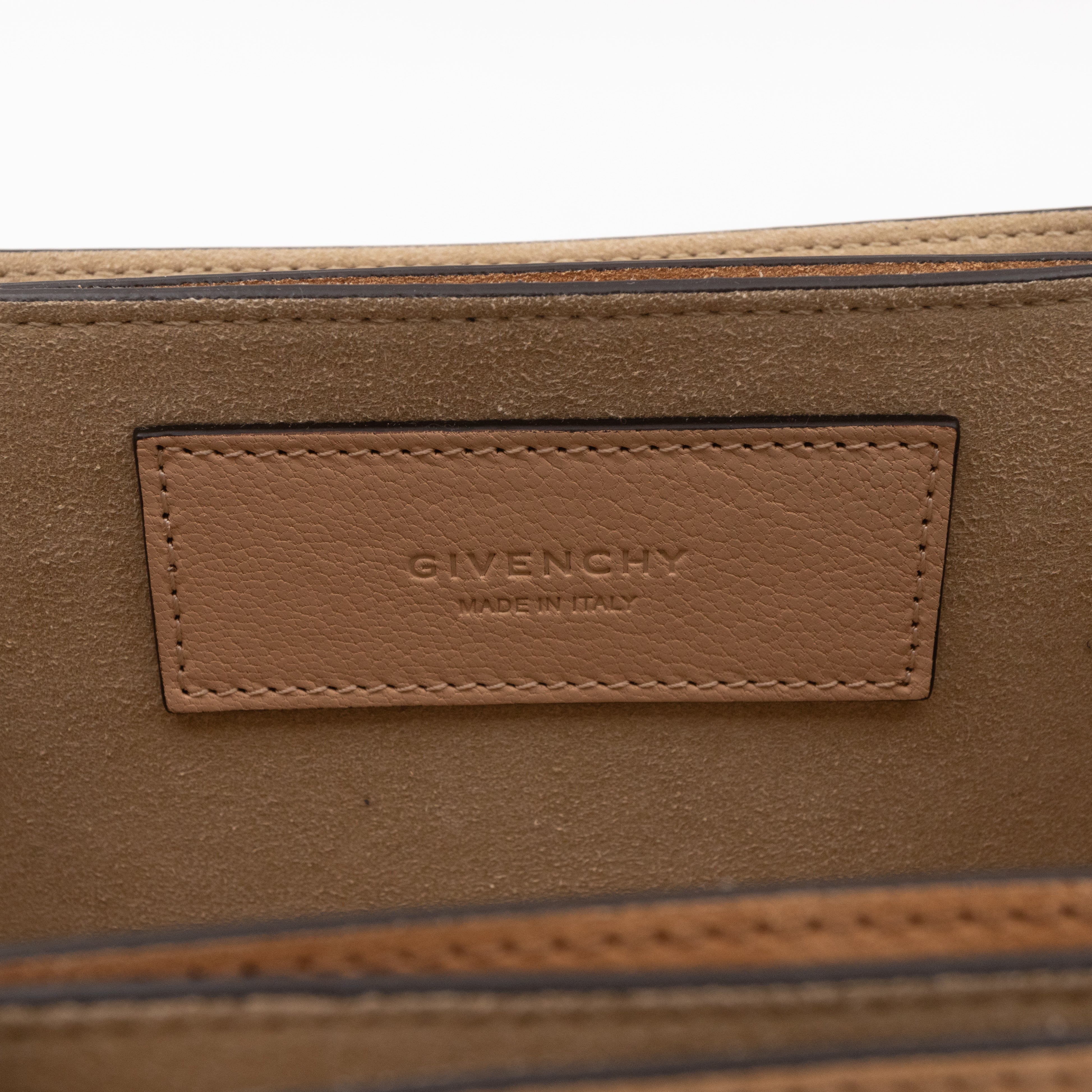 GV3 Small Crossbody Bag Beige Leather