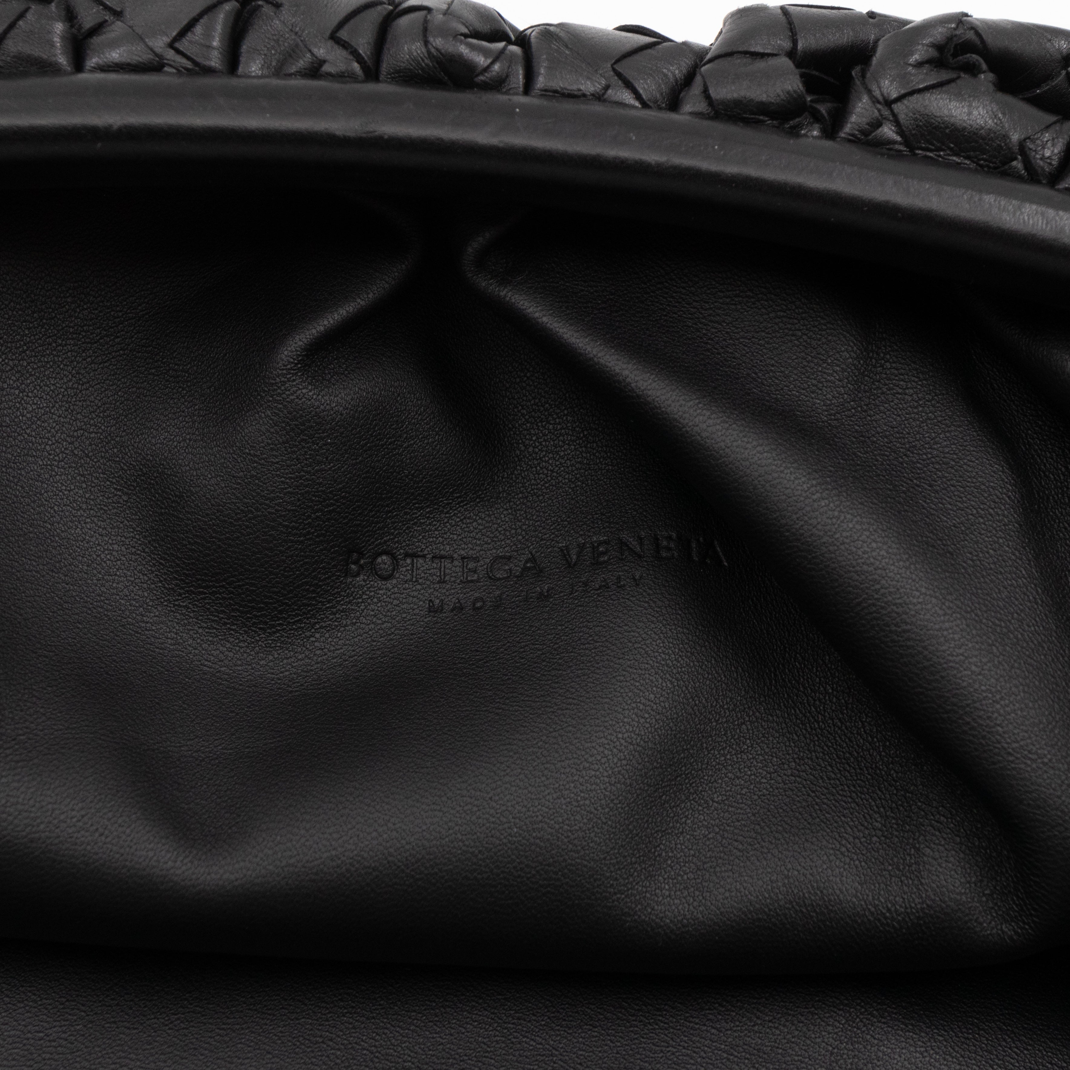 Pouch Clutch Intrecciato black Leather