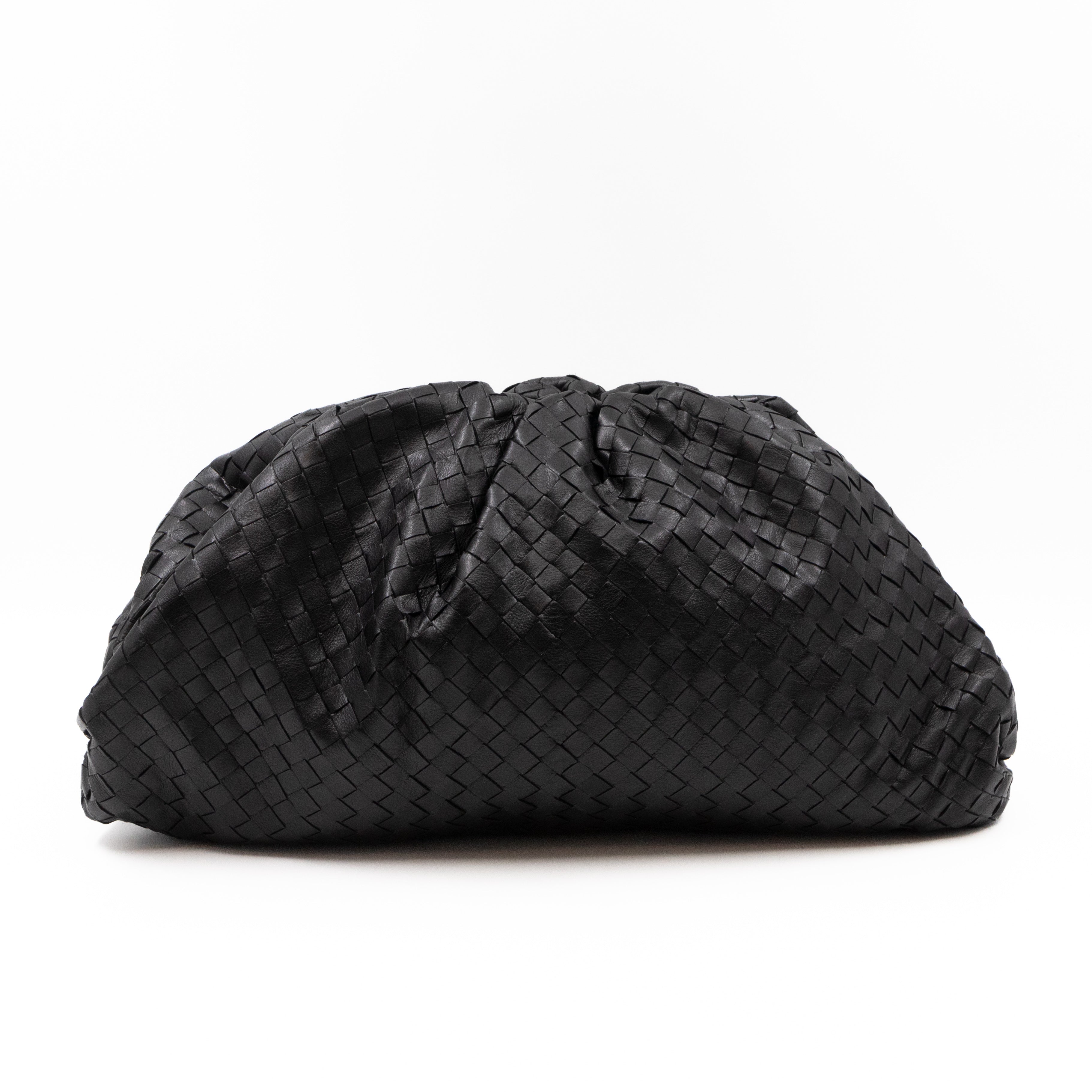 Pouch Clutch Intrecciato black Leather