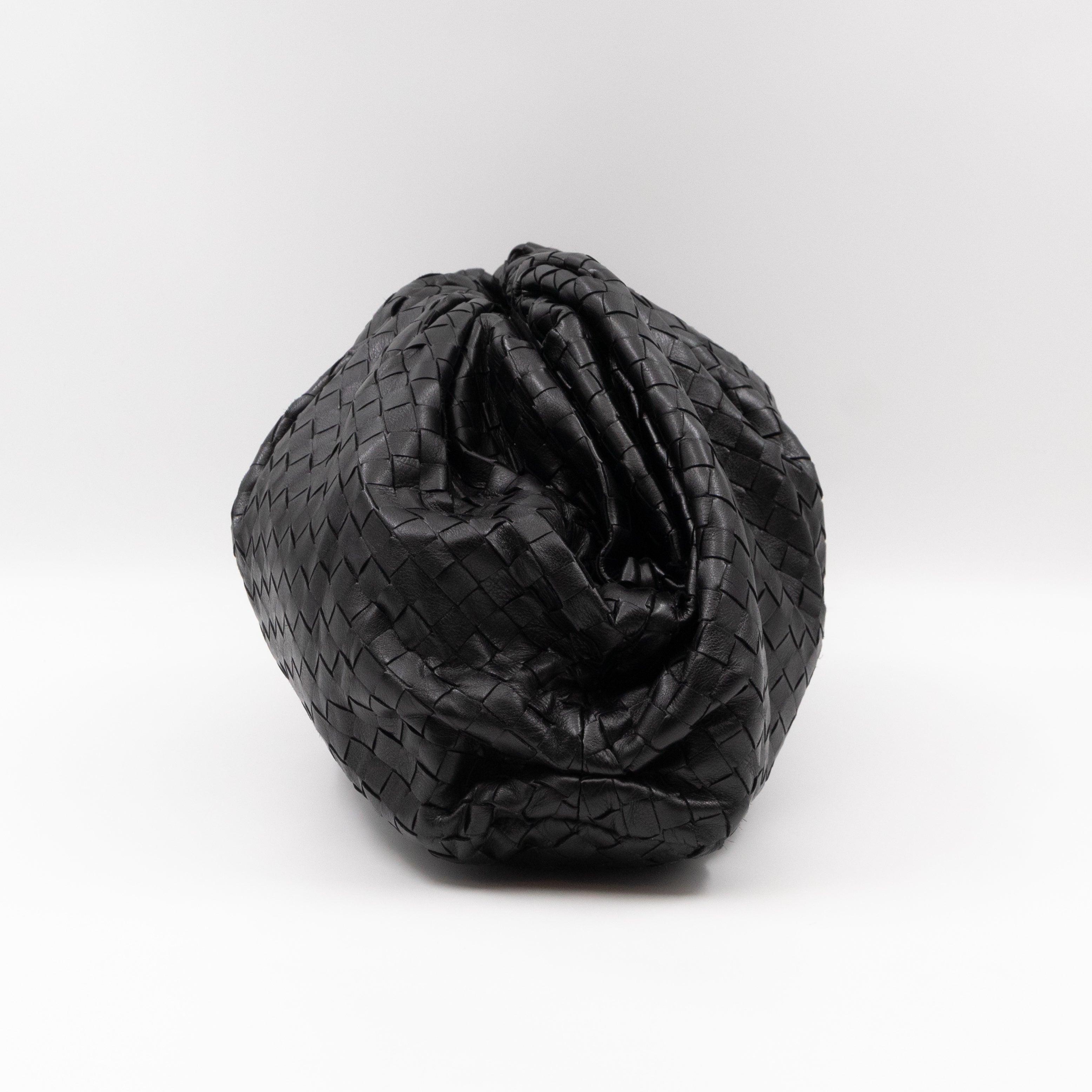 Pouch Clutch Intrecciato black Leather