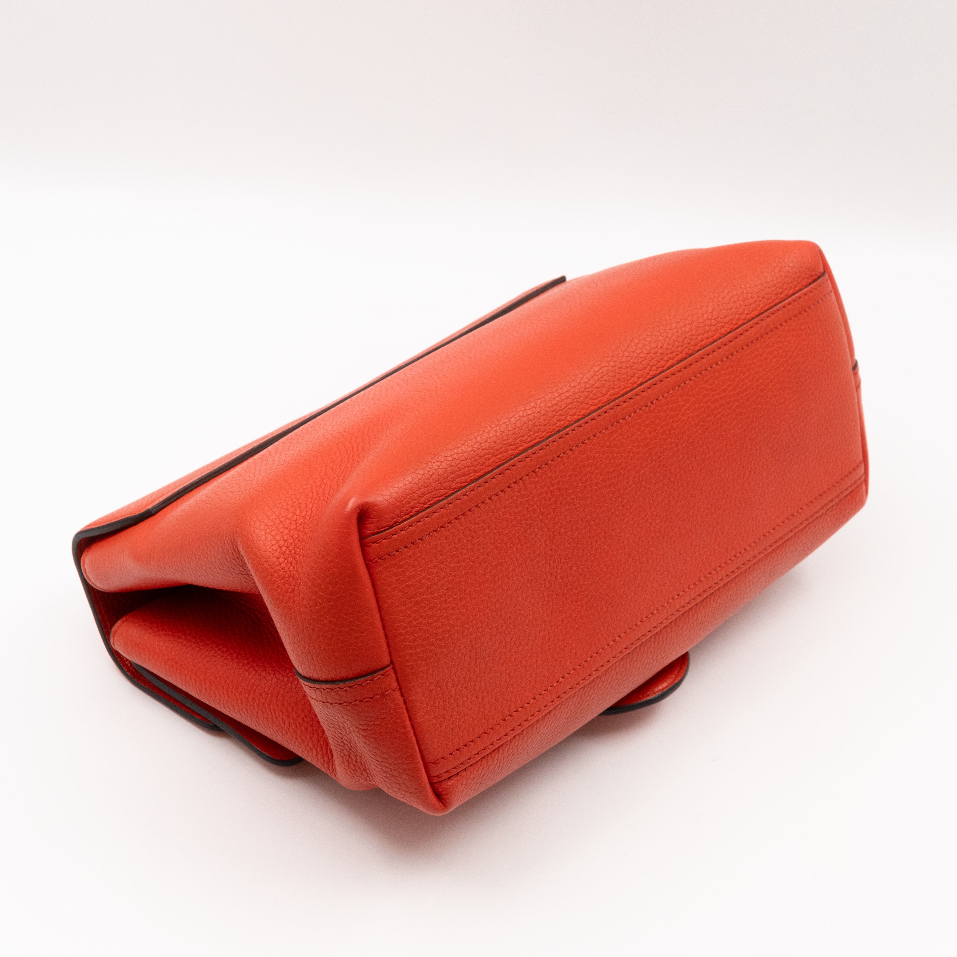 GG Marmont Shoulder Bag Orange Pebbled Leather