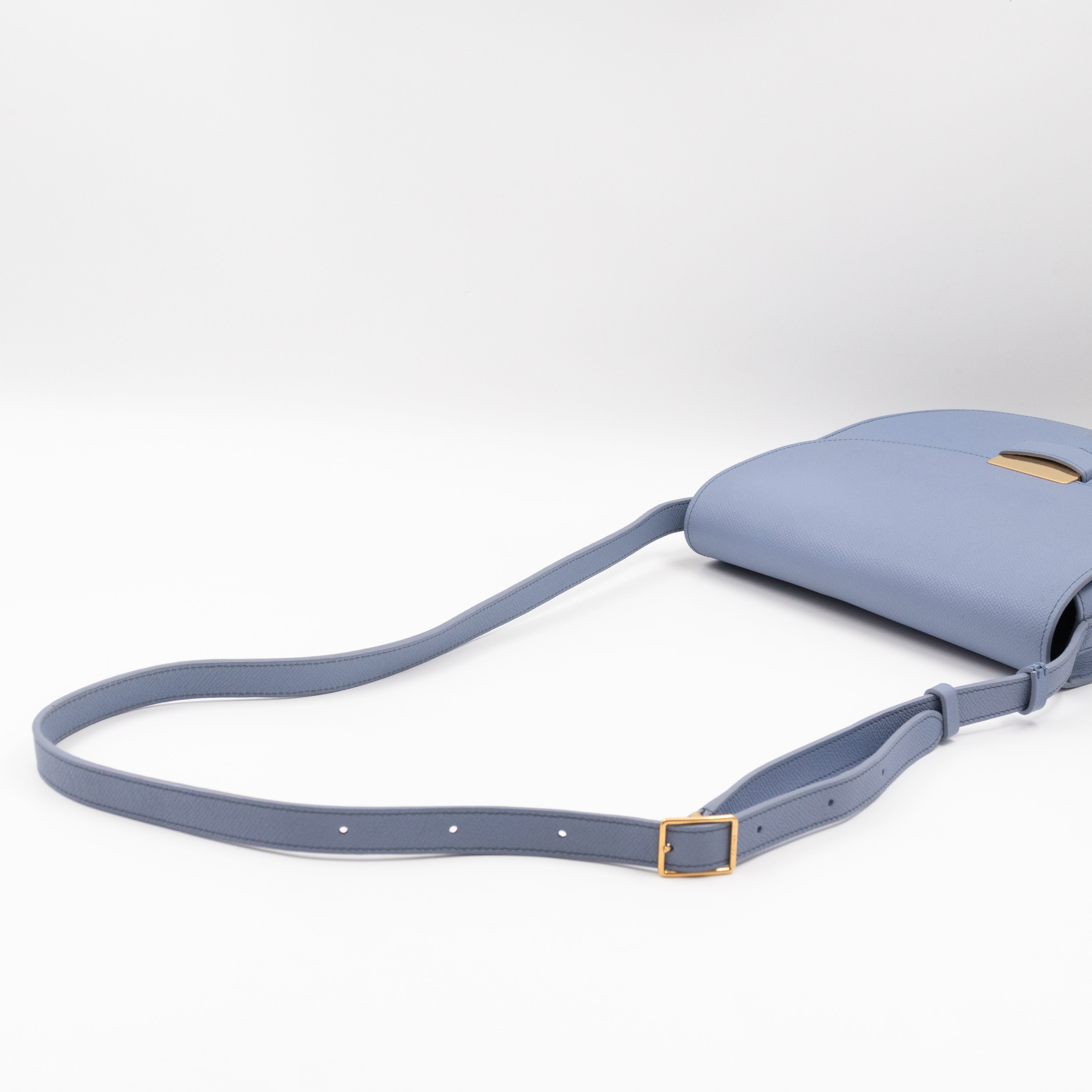 Trotteur Bag Medium Light Blue Grained Calfskin Leather