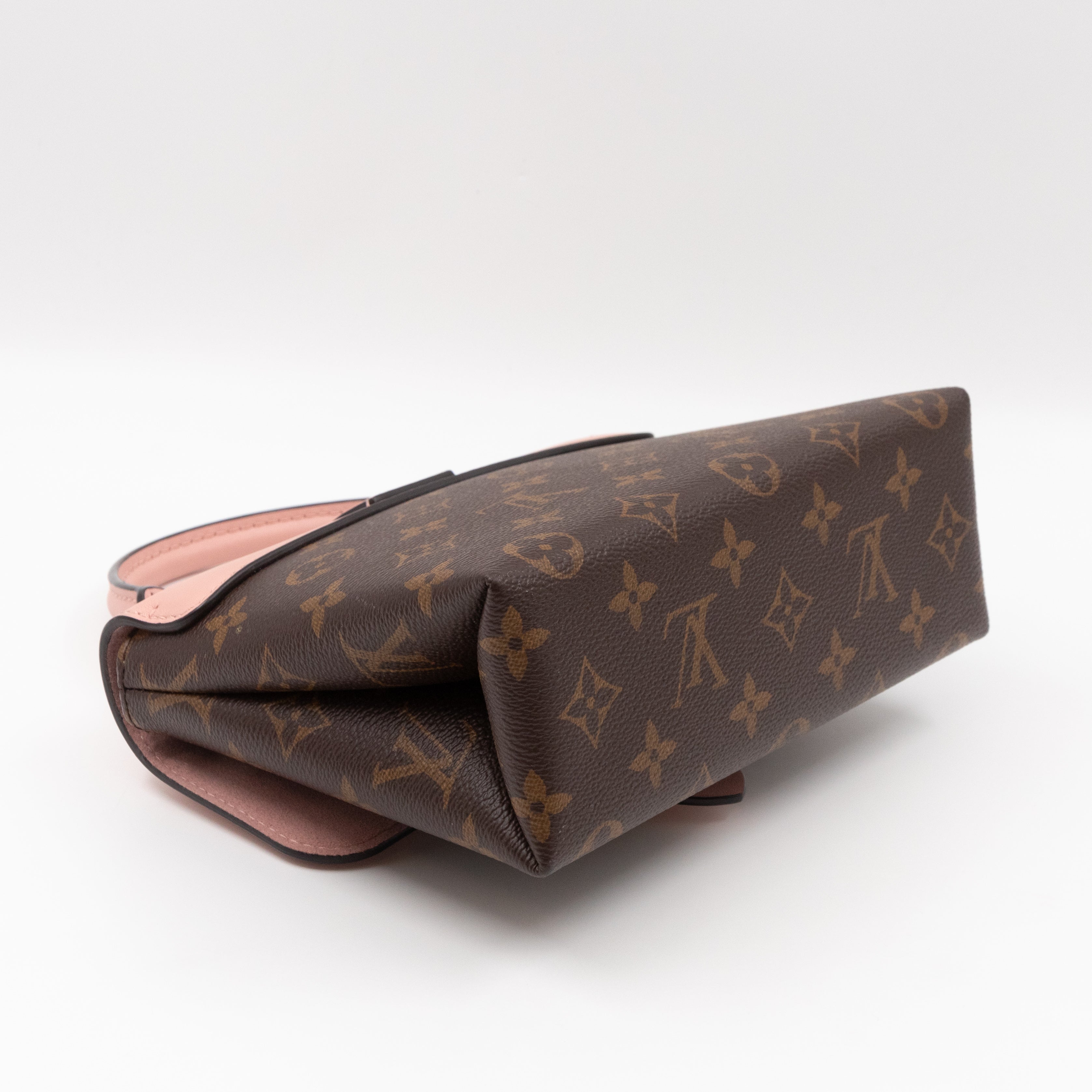 Locky BB Monogram Rose Poudre Leather