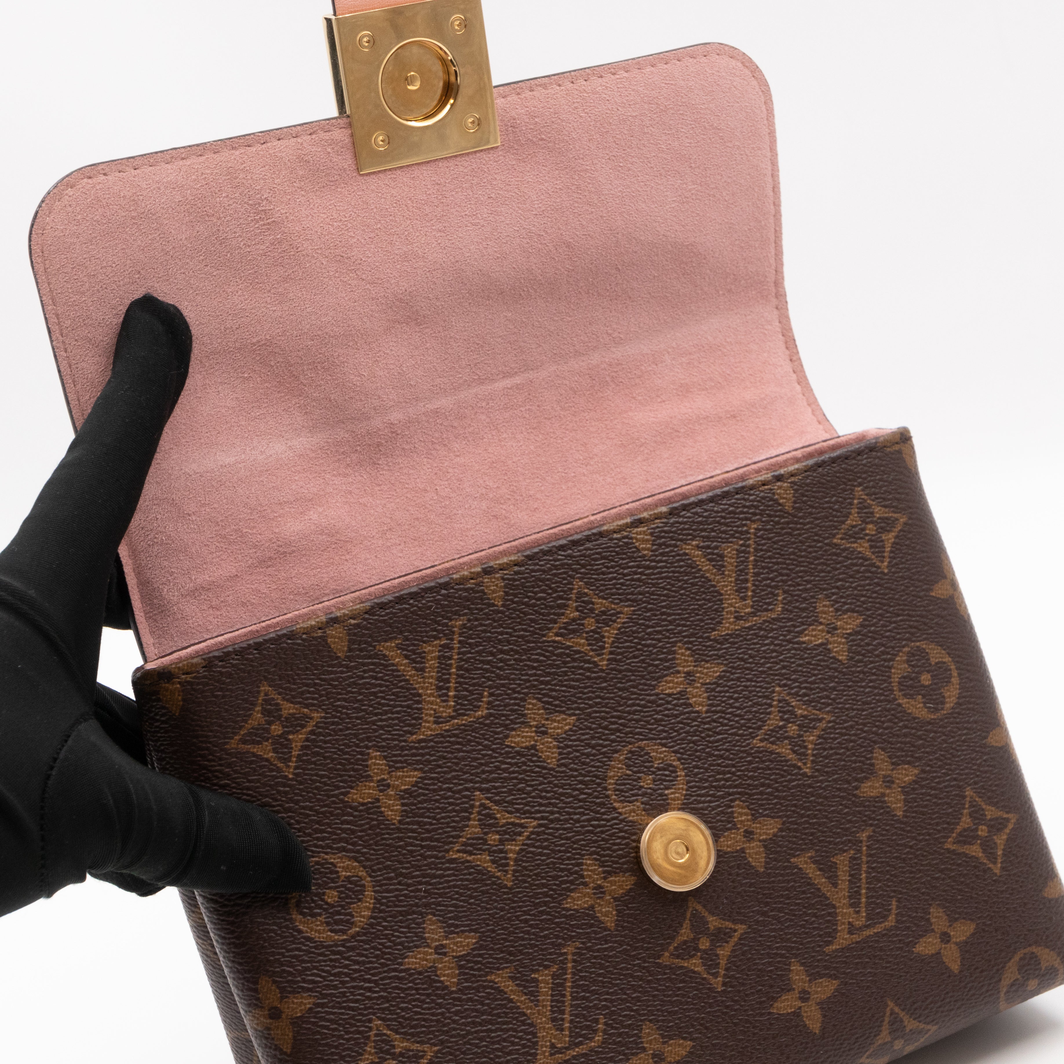 Locky BB Monogram Rose Poudre Leather