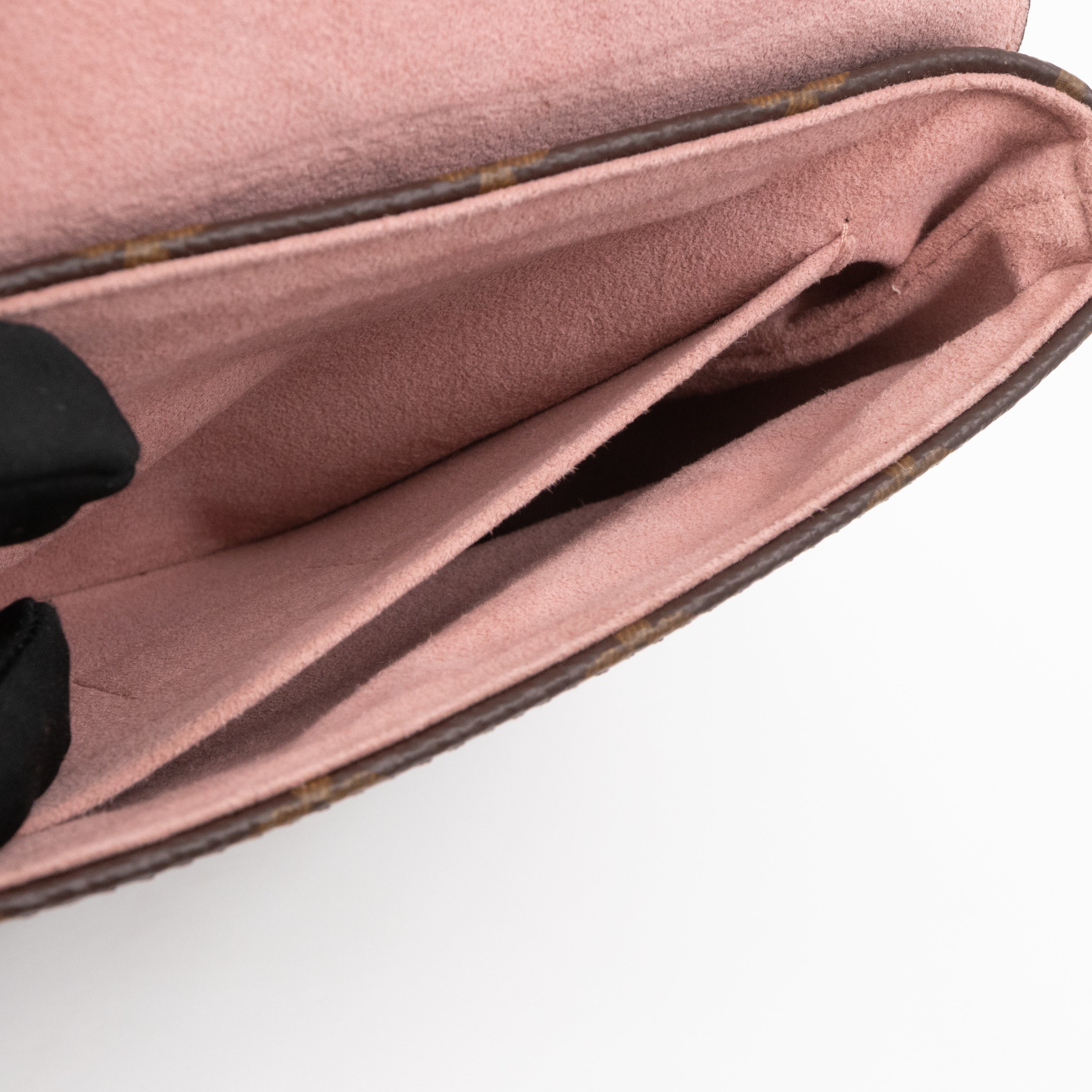 Locky BB Monogram Rose Poudre Leather