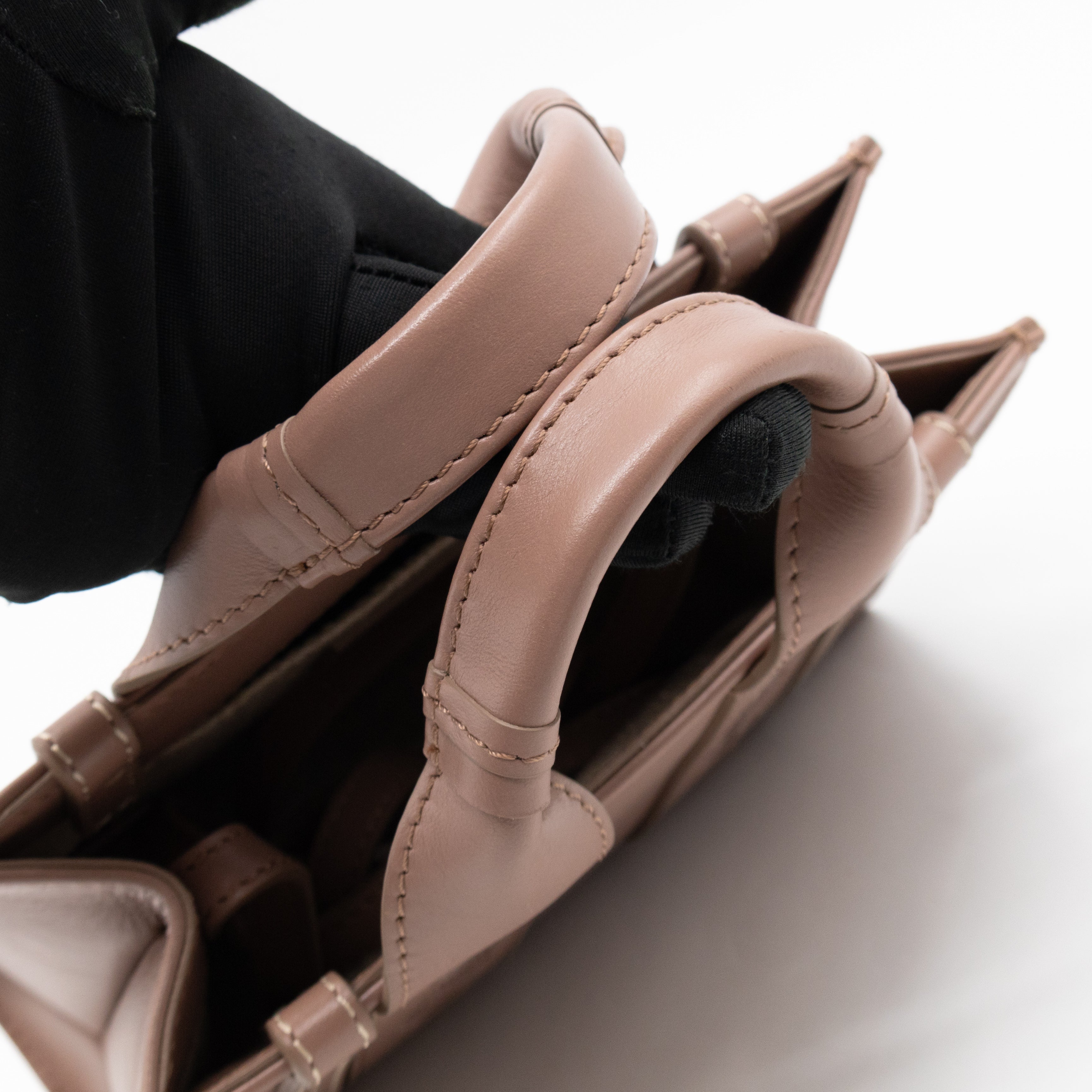 Woody Tote Small Dark Beige Leather