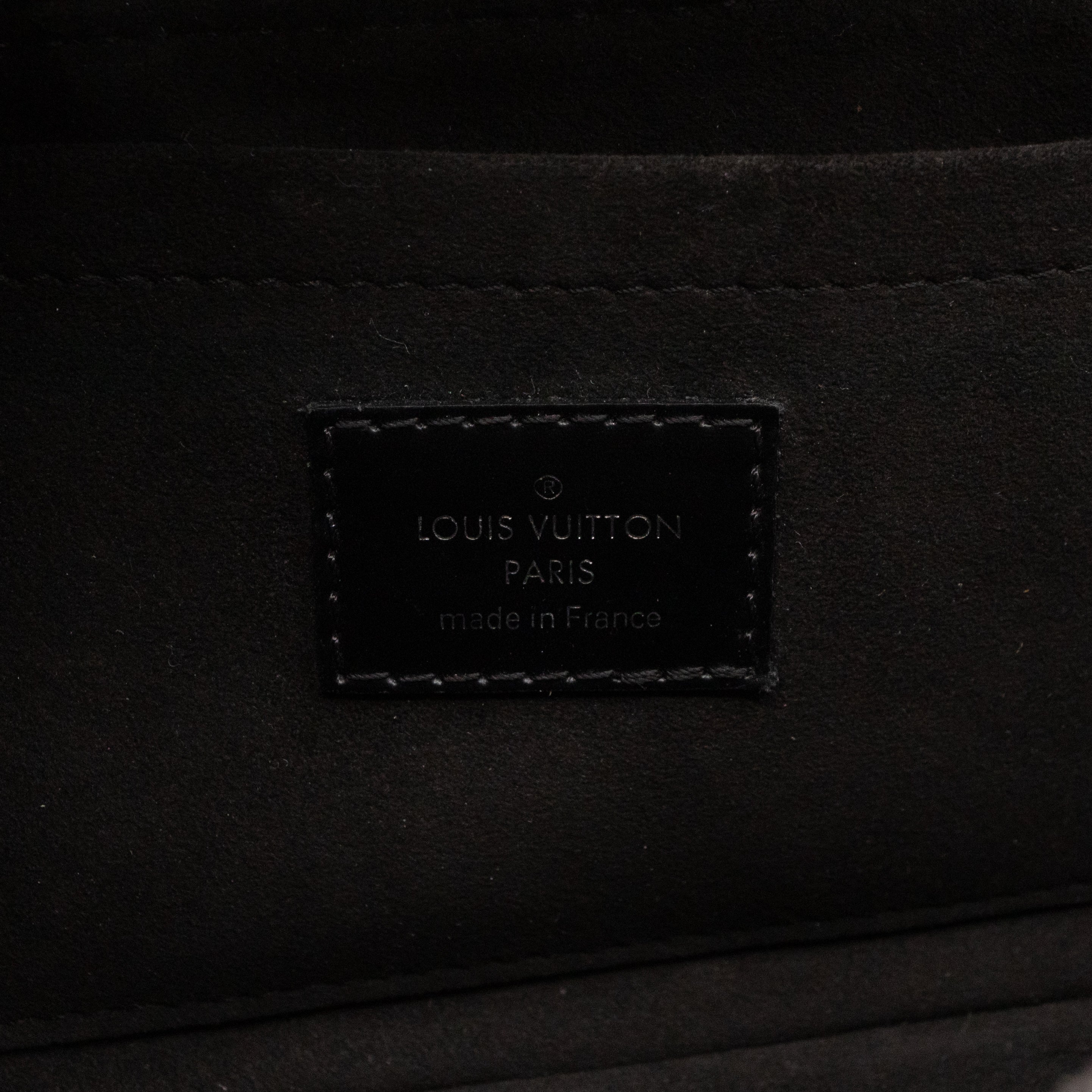 Pochette Montaigne Black Epi Leather