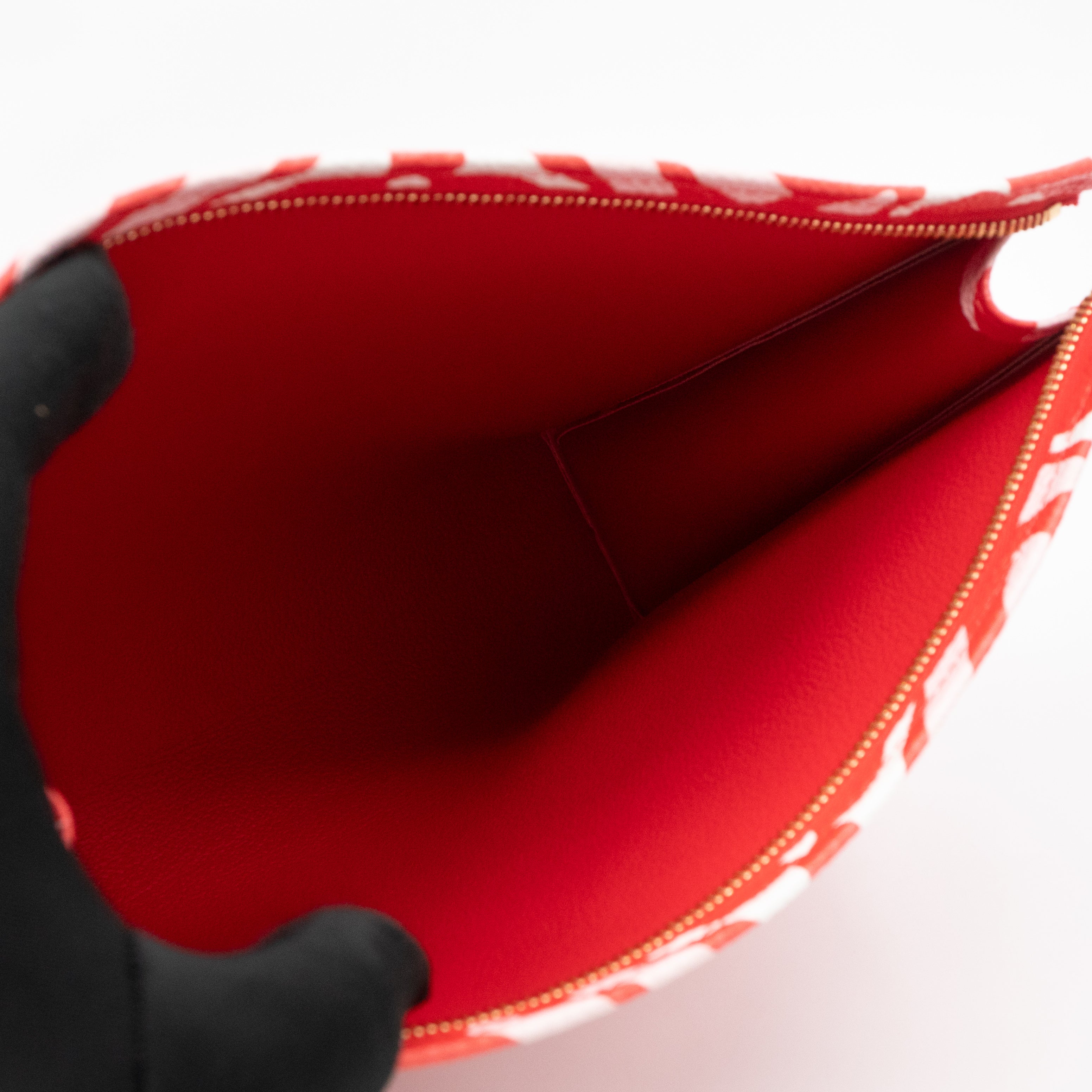 Toiletry Pouch 26 Giant Red Crafty Monogram