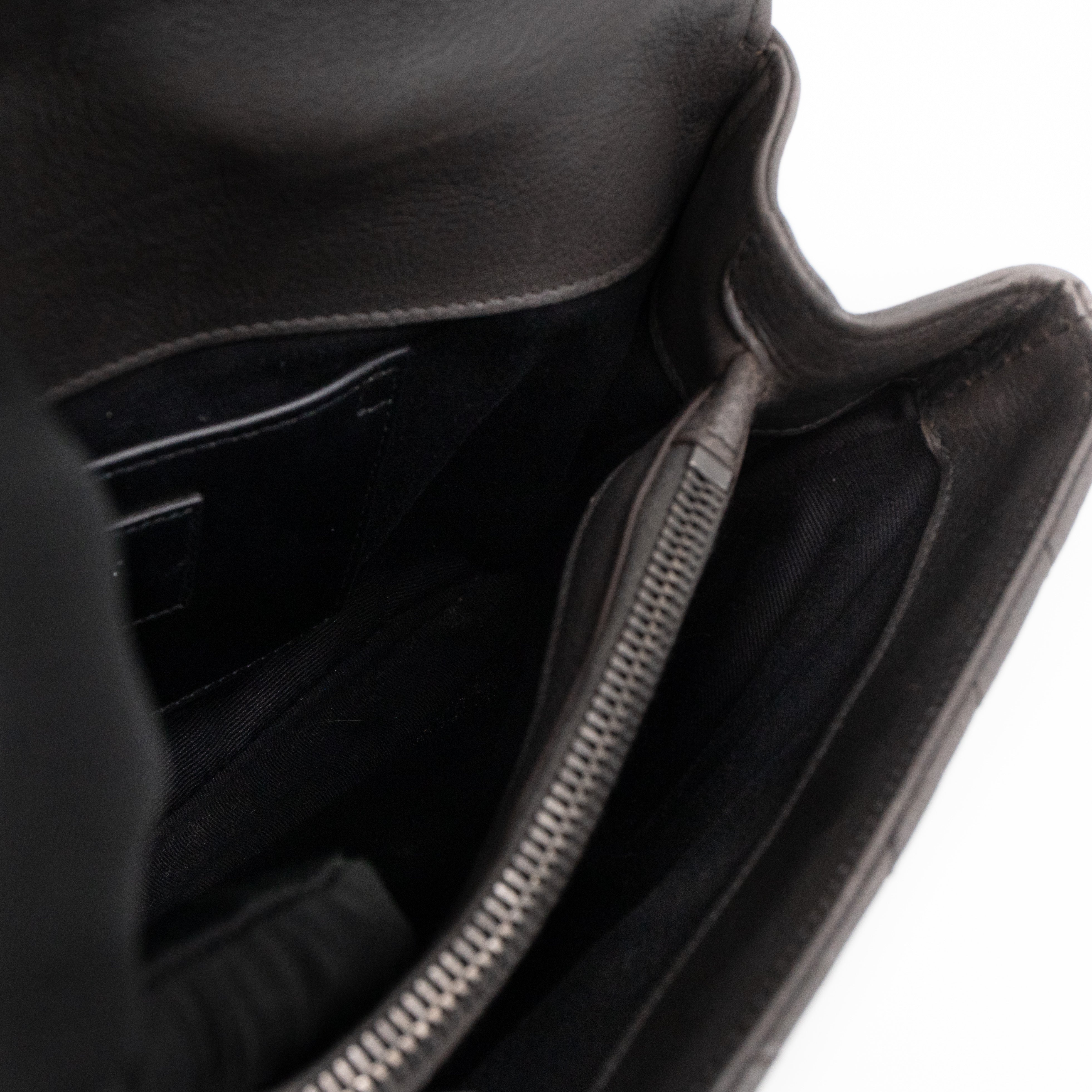 College Medium Chevron Quilted Gray Leather