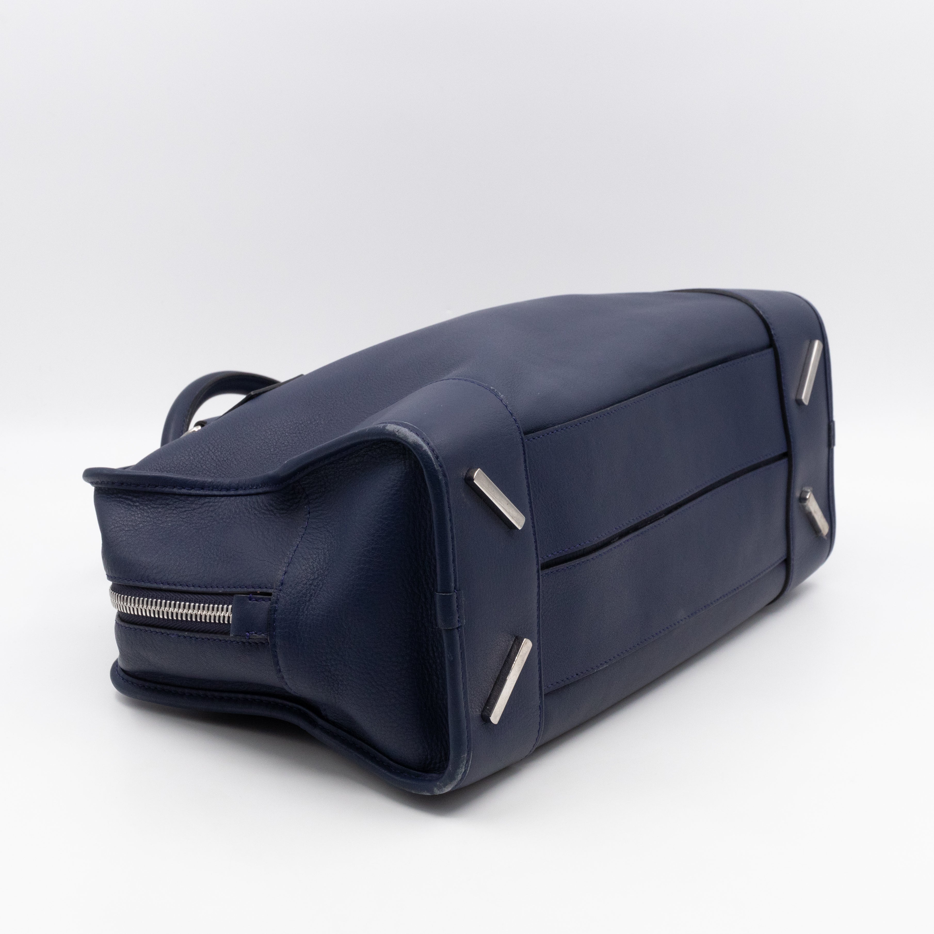 Amazona 36 Navy Leather With Shoulder Strap