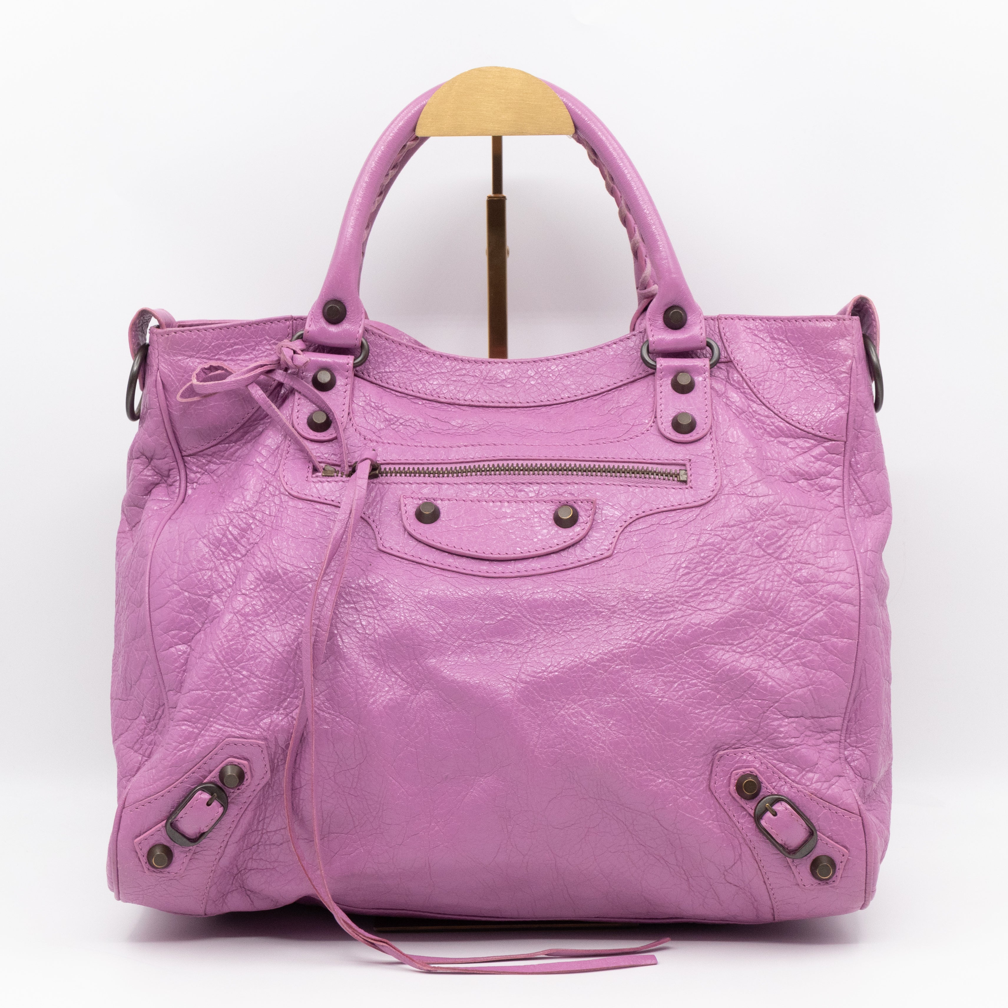 Classic Velo Giant Pink Leather