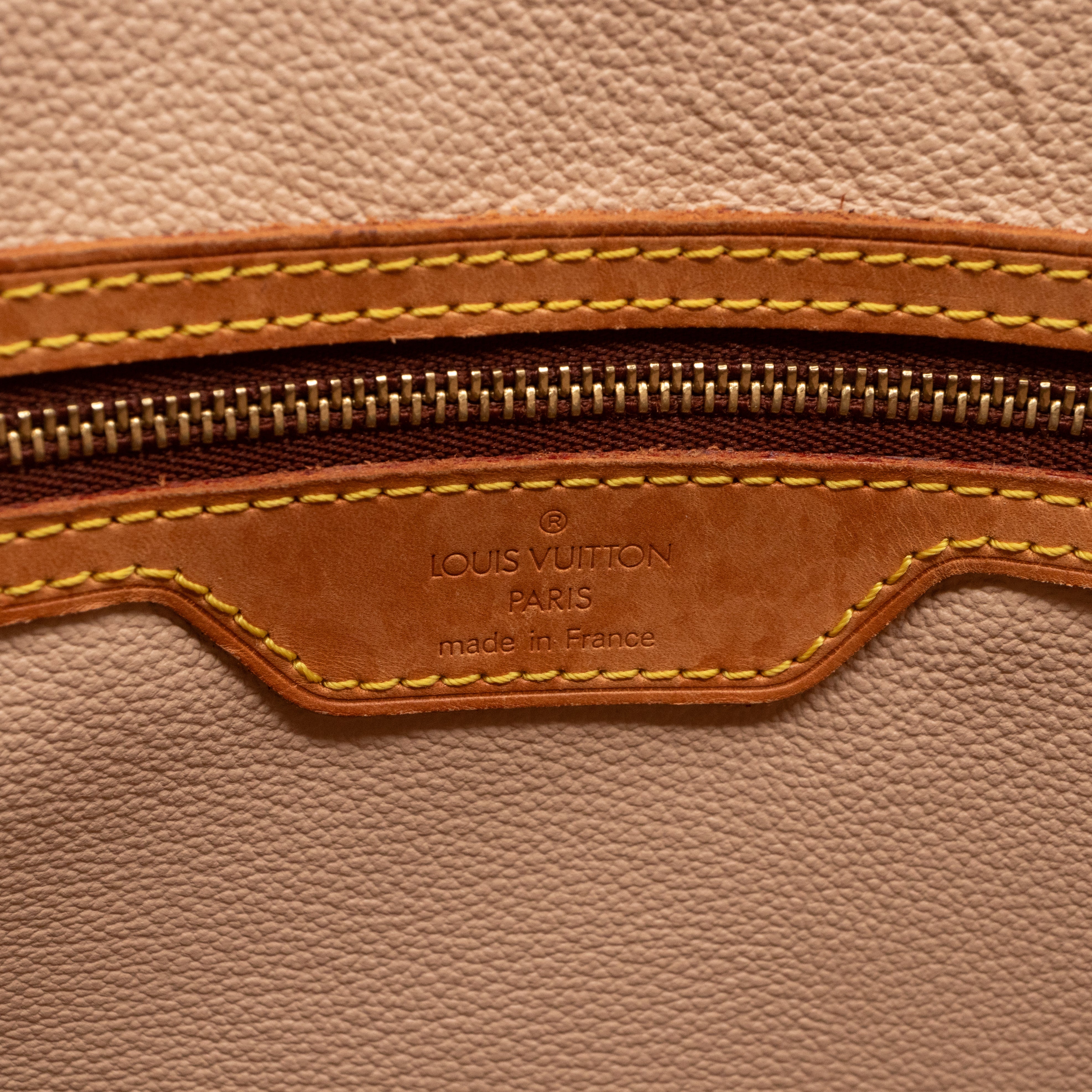 Vintage Bucket Bag GM Monogram with Pochette