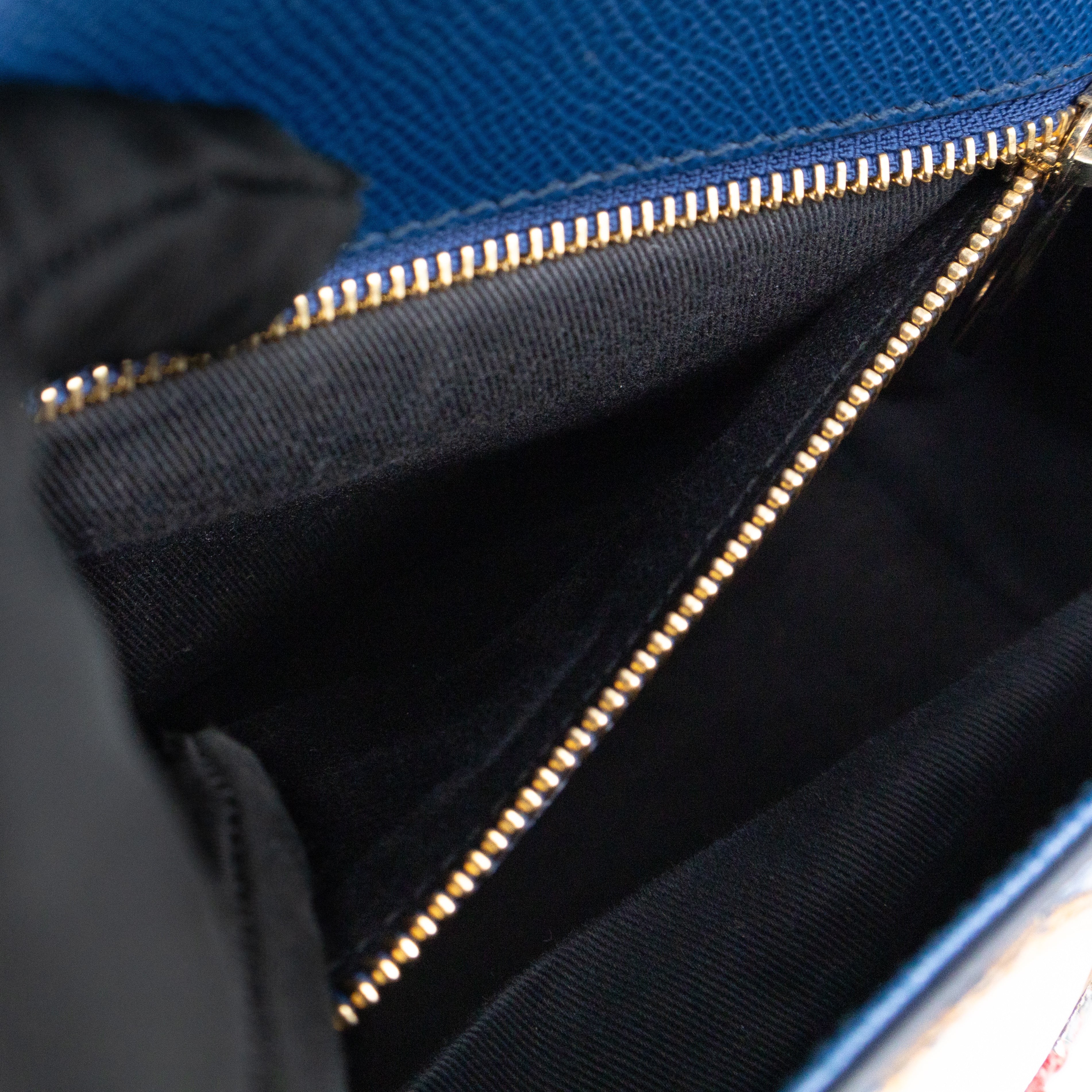 Sicily Medium Drummer Print Blue Leather
