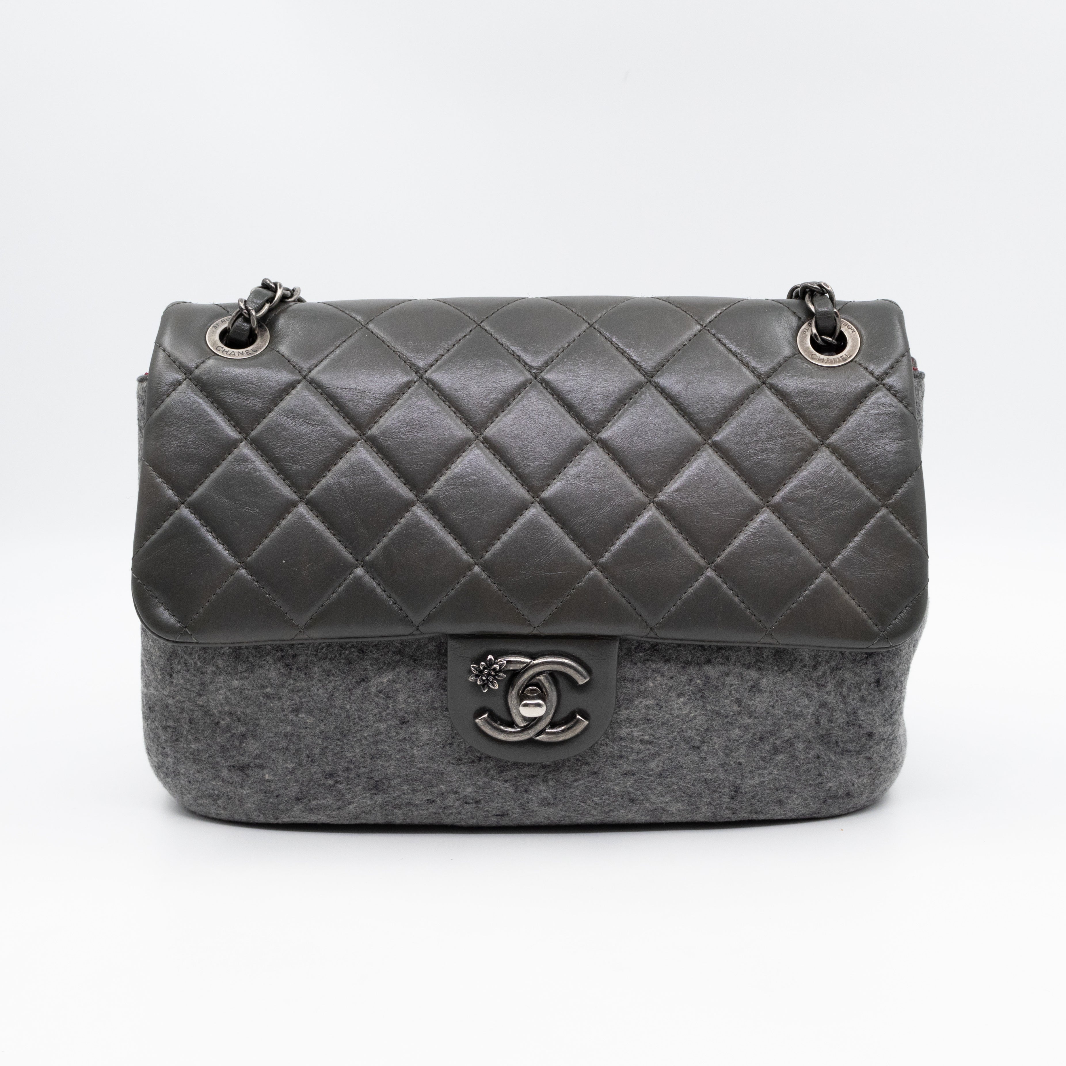 Edelweiss Flower Flap Bag Grey Glazed Calfskin & Felt