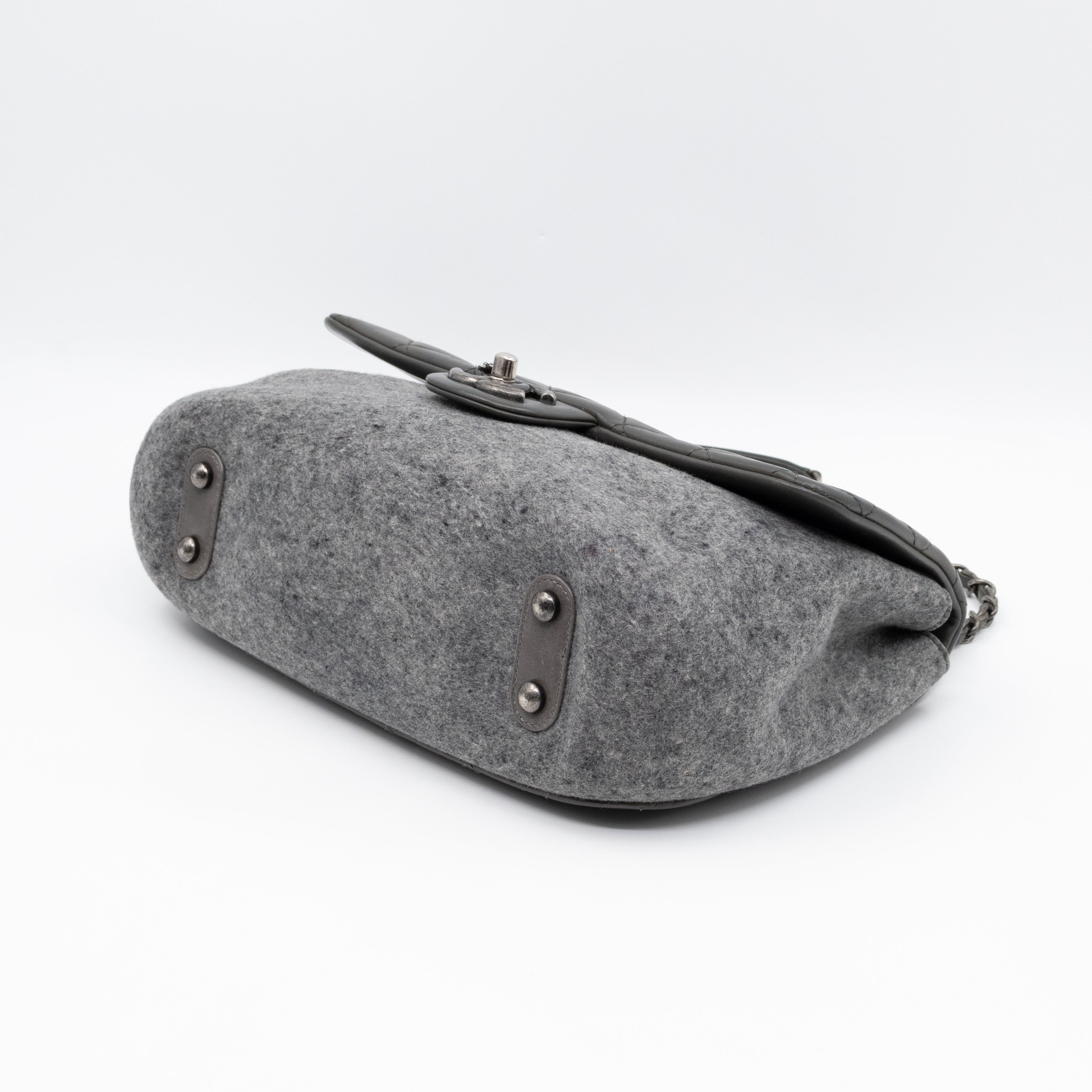 Edelweiss Flower Flap Bag Grey Glazed Calfskin & Felt