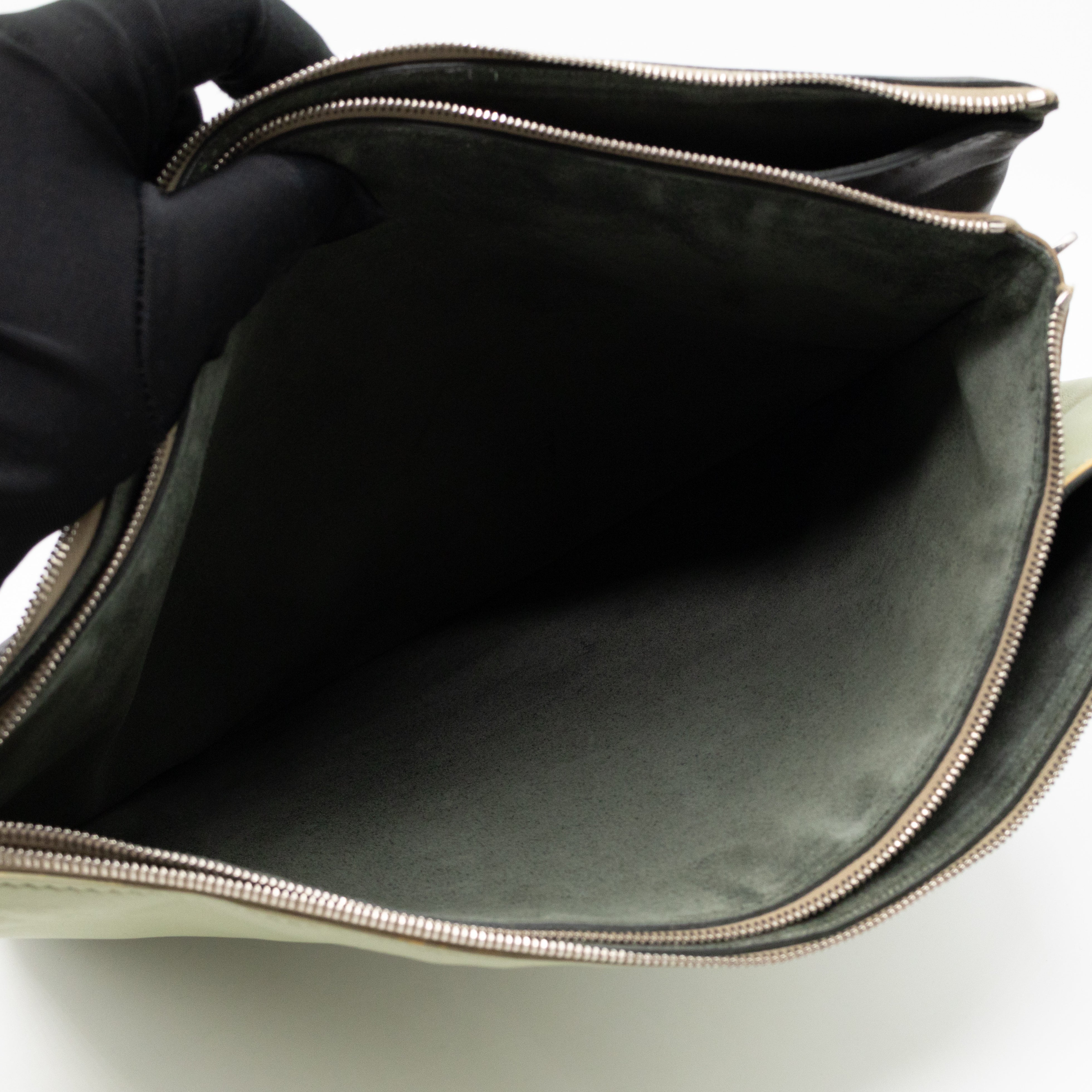 Soft Trio Zipped Bag Dark Green Leather