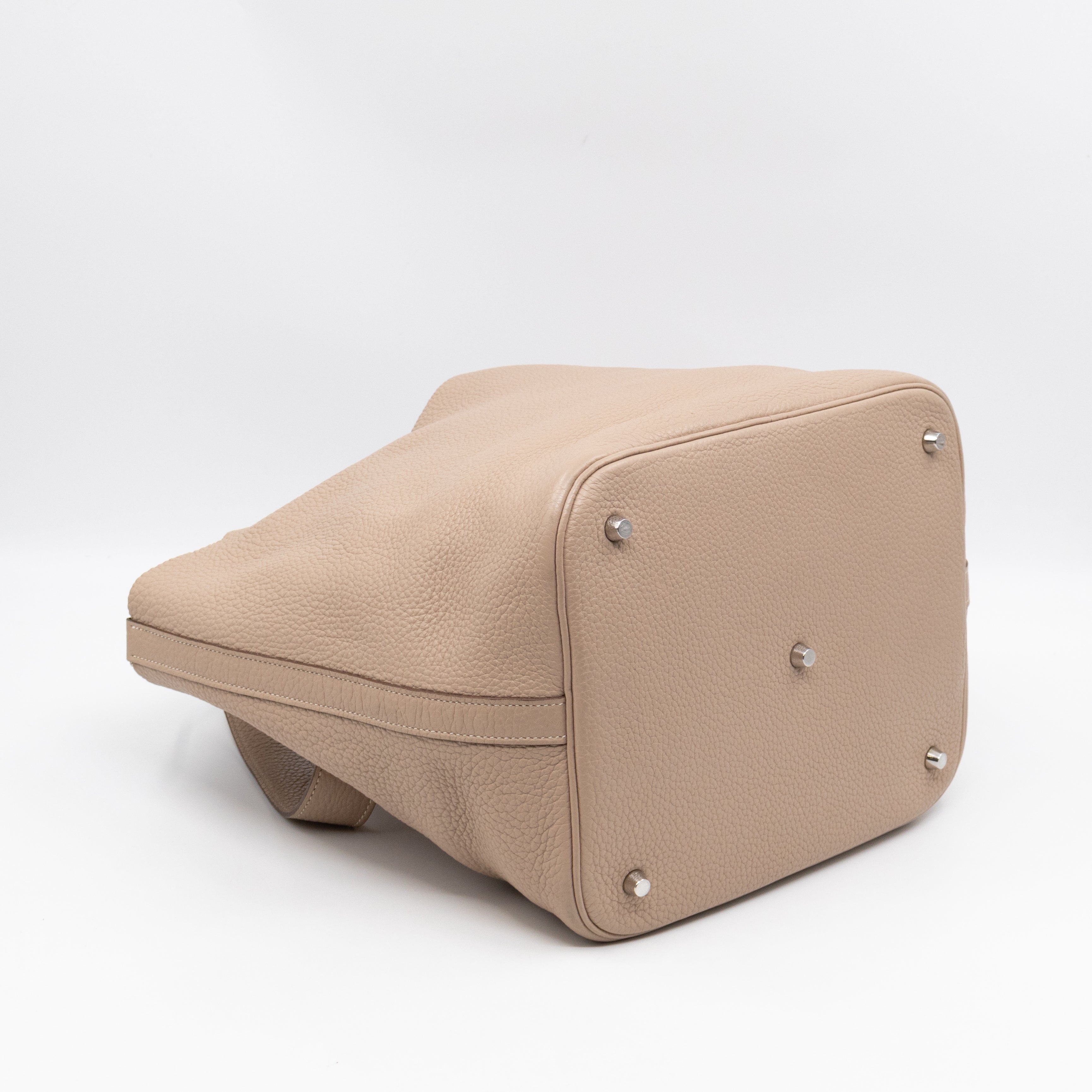 Picotin Lock 26 GM Argile Taurillon Clemence