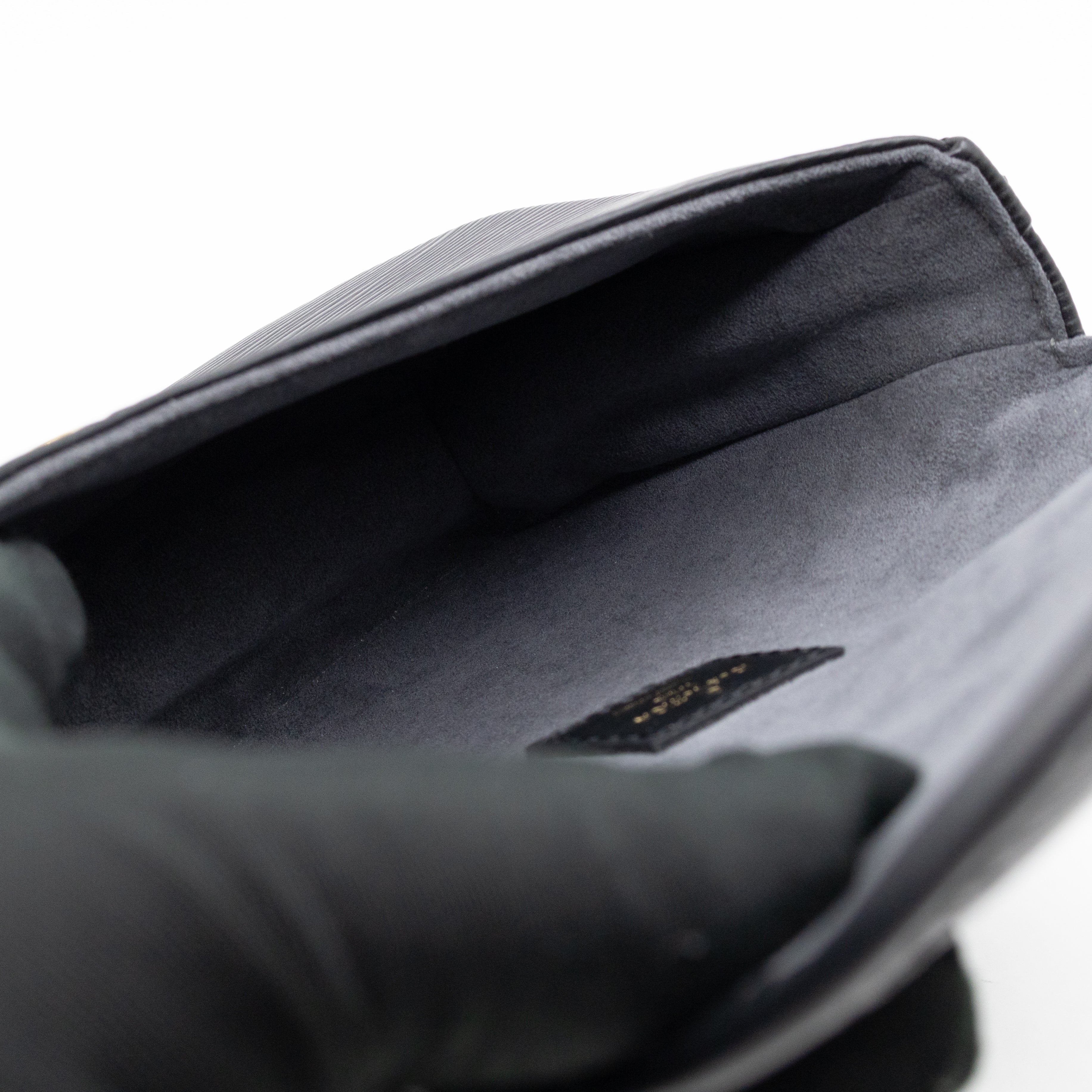 Saumur BB Black Epi Leather