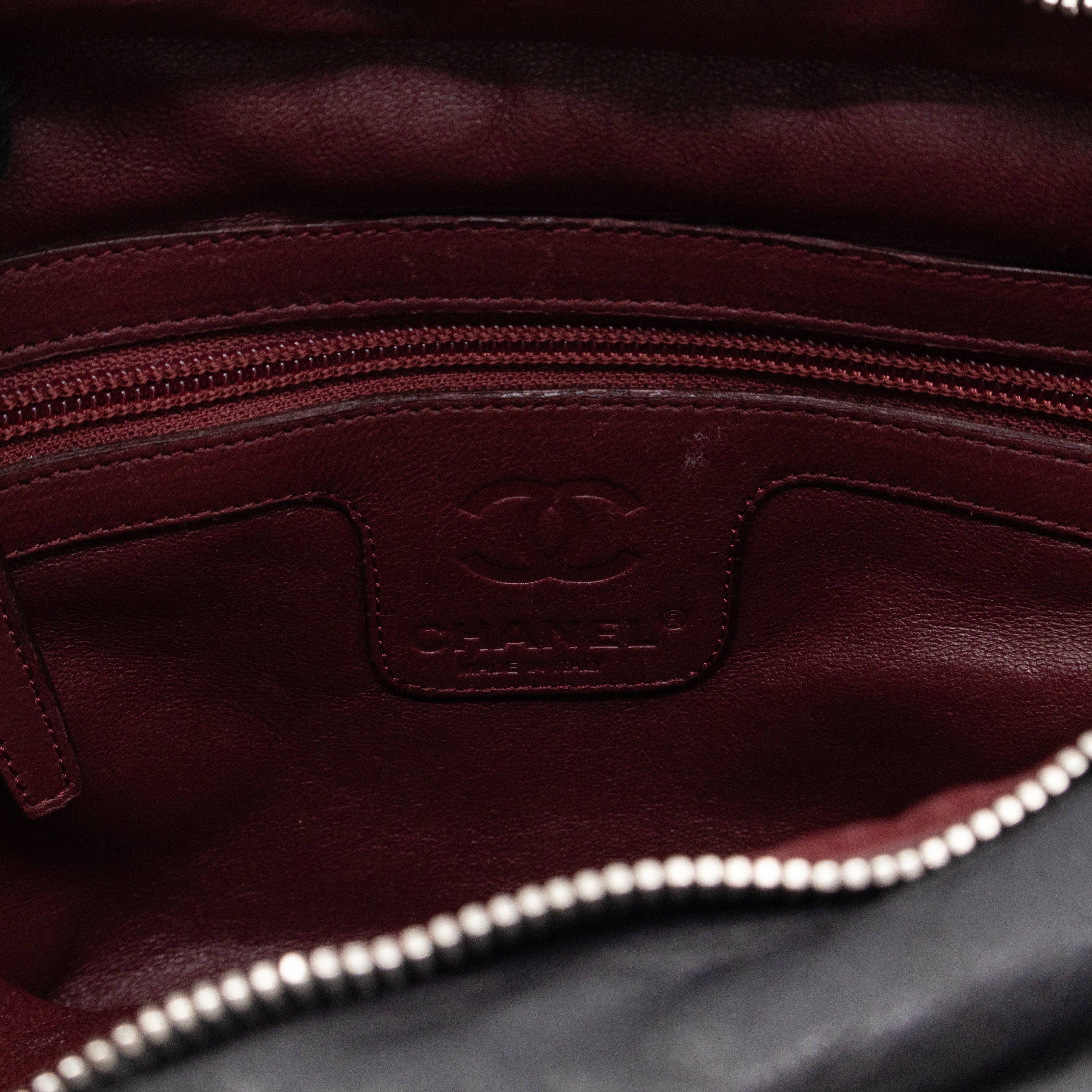 Coco Cocoon Messenger Bag Black Caviar