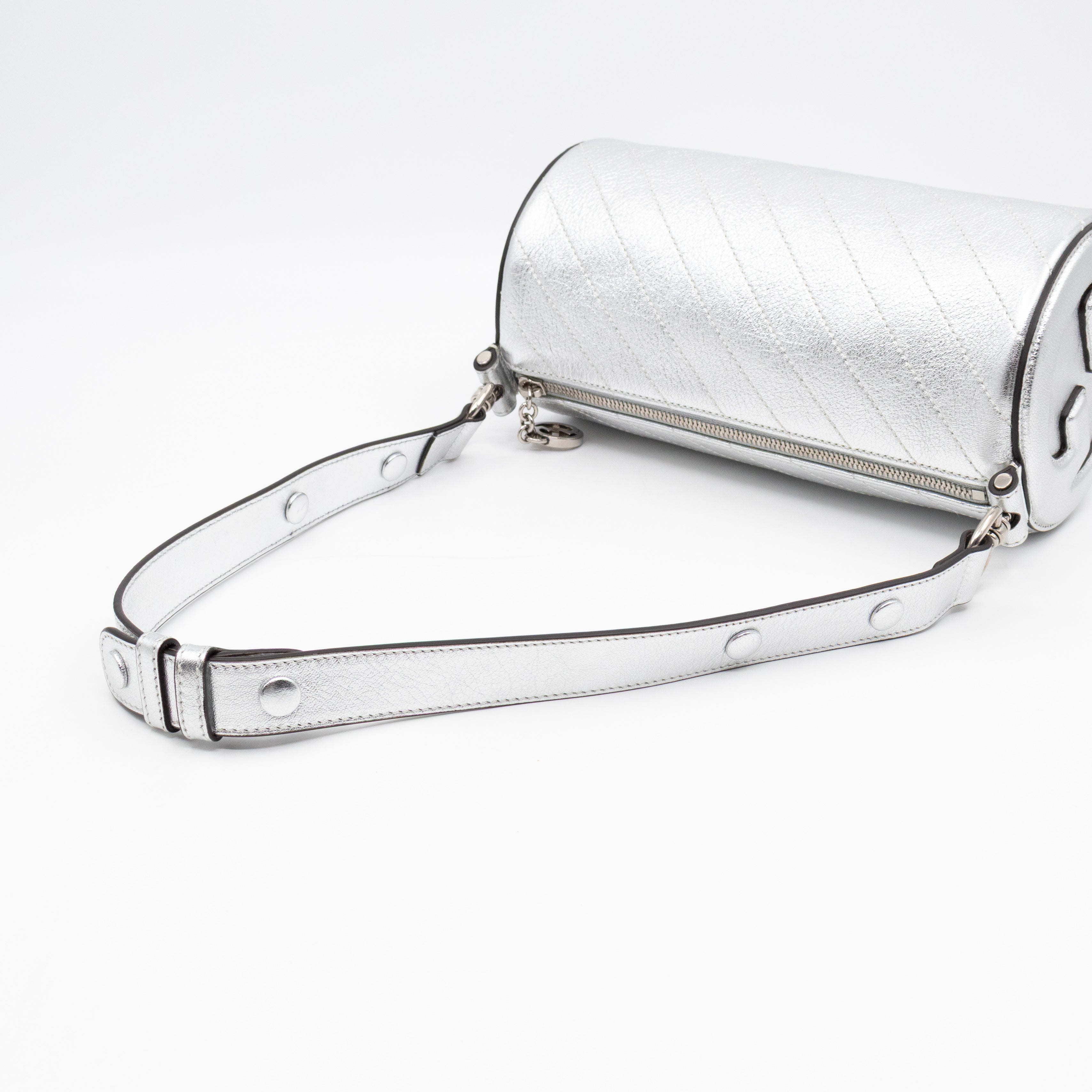 Small Blondie Shoulder Bag Silver Diagonal Quilted Leather