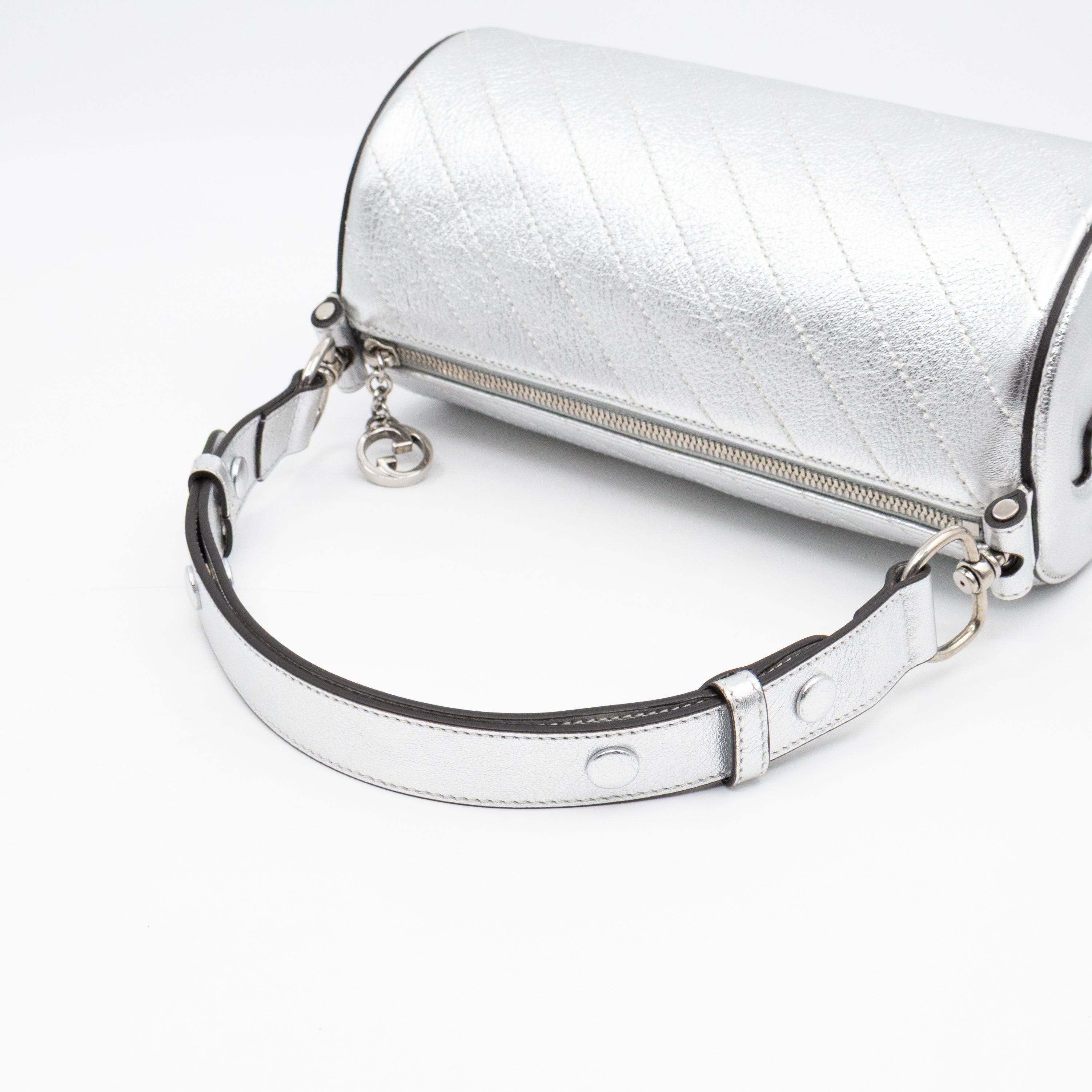 Small Blondie Shoulder Bag Silver Diagonal Quilted Leather