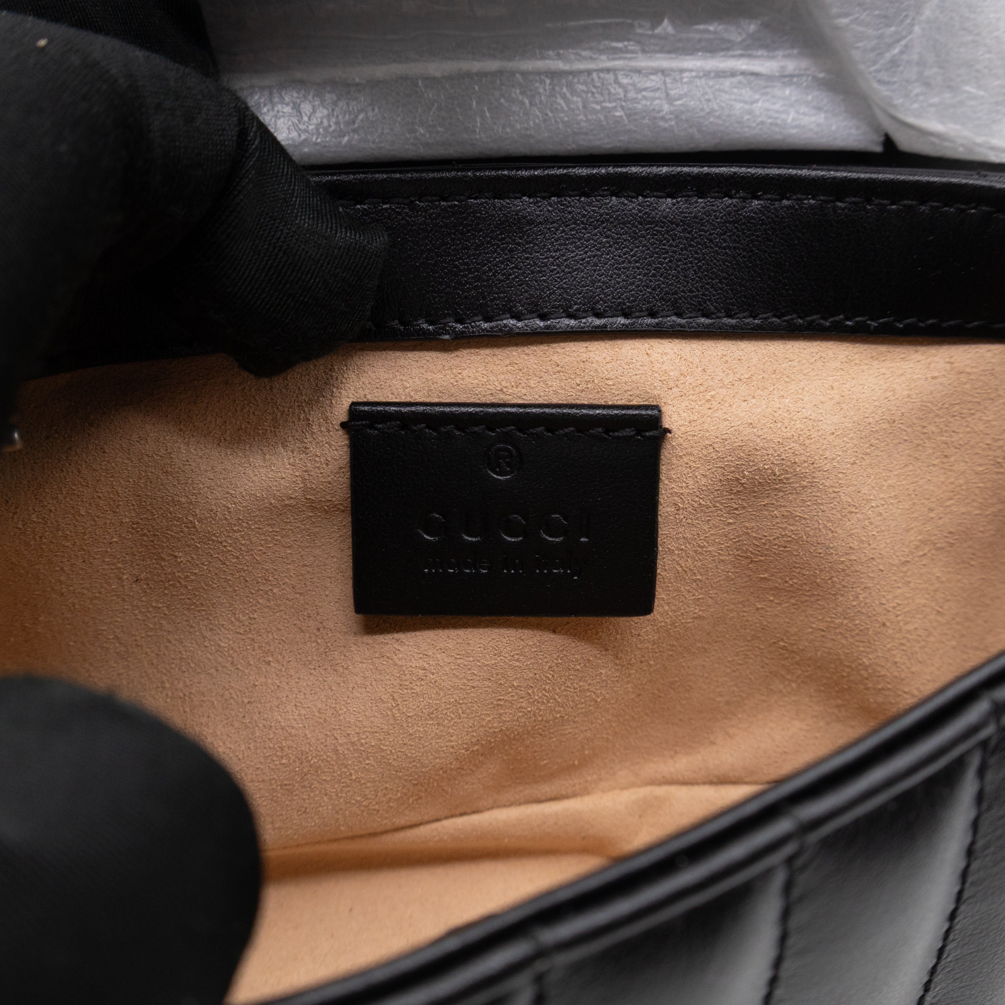 GG Marmont Flap Matelassé Super Mini Black Leather