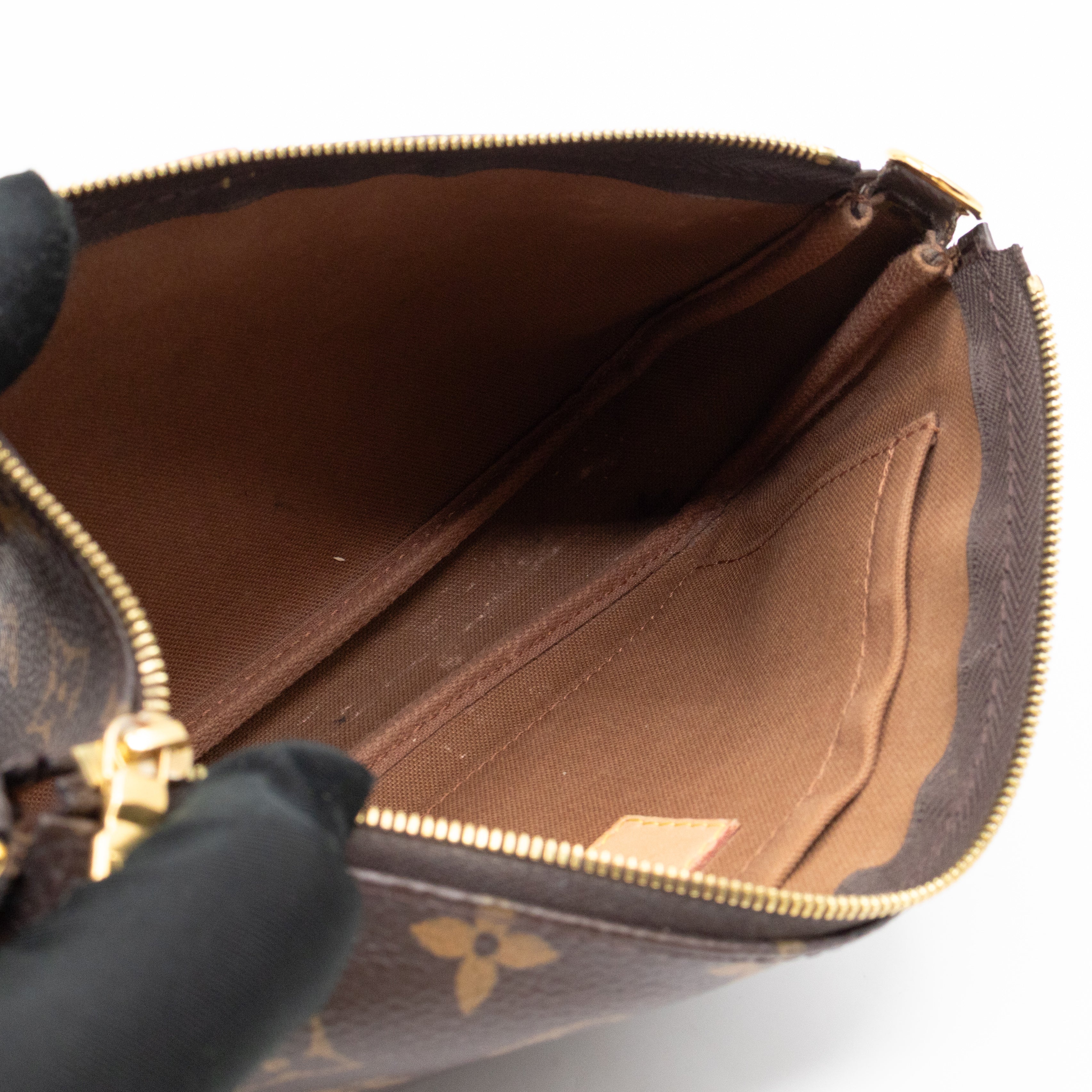Pochette with Bandouliere and Coin Purse Monogram Kaki
