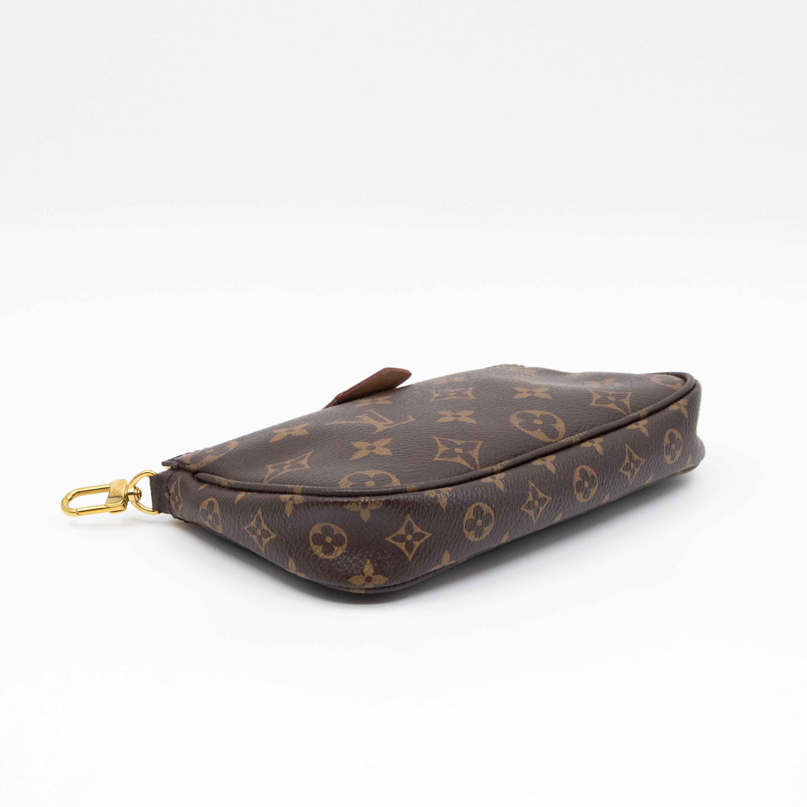 Pochette with Chain Monogram