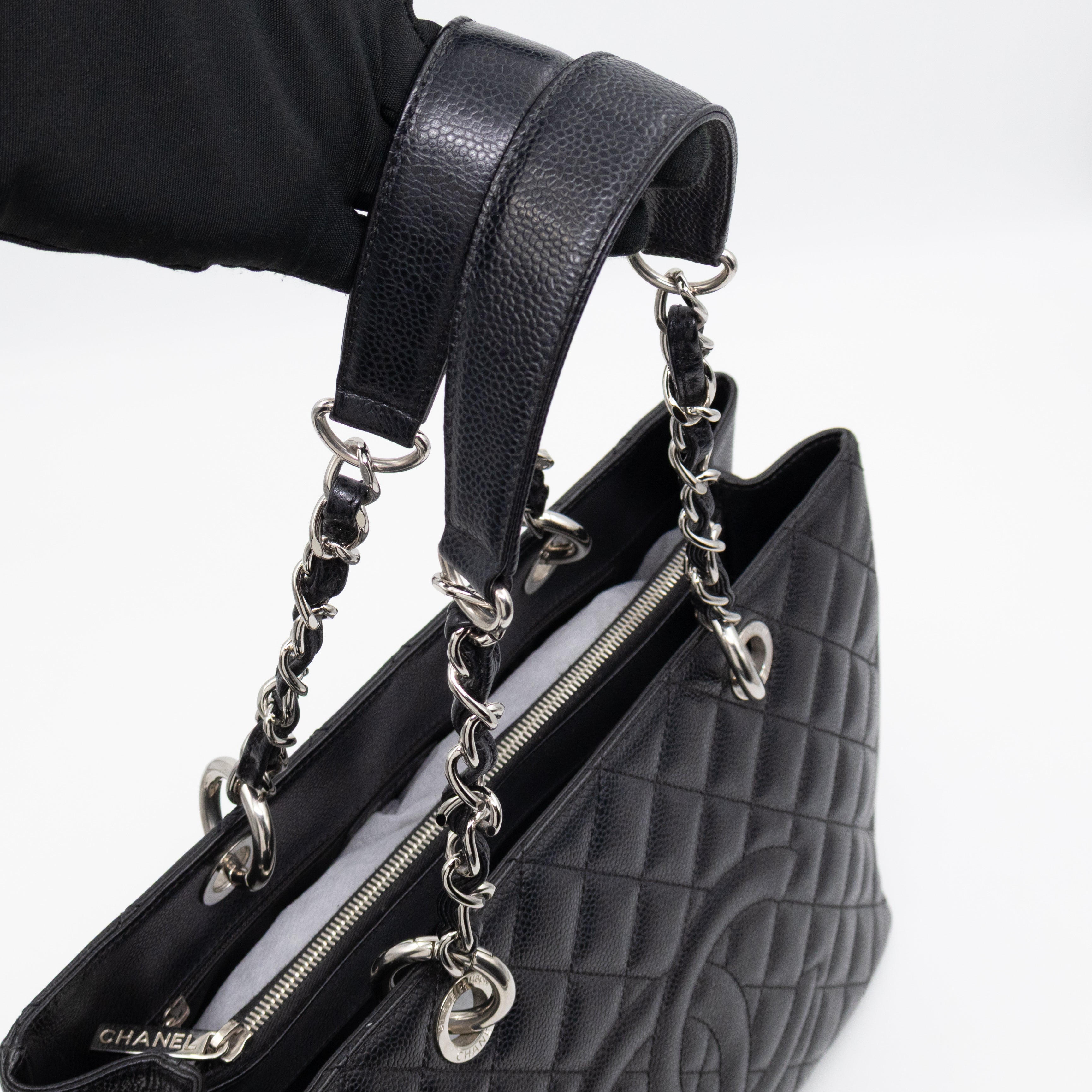 GST Grand Shopping Tote Black Caviar Silver