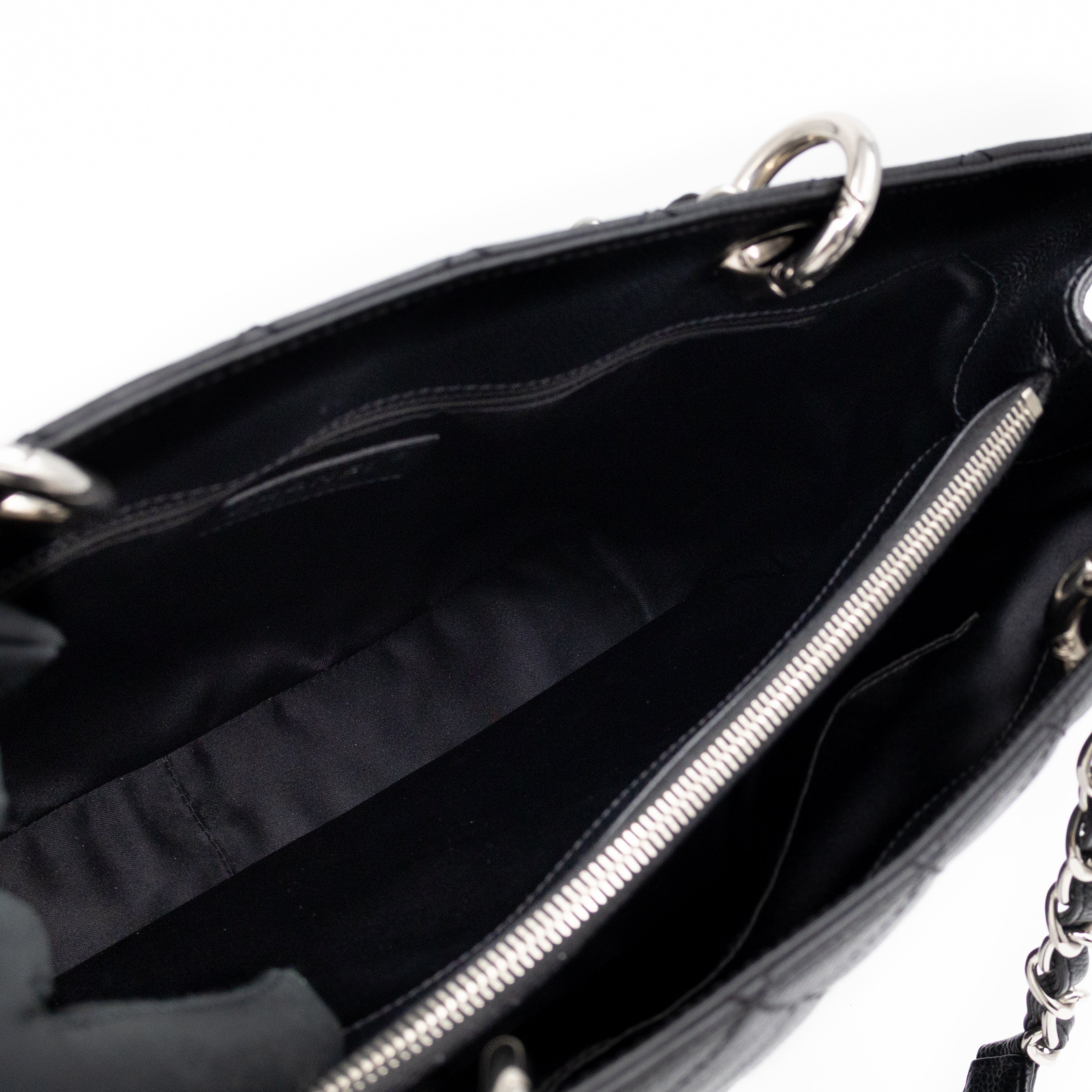 GST Grand Shopping Tote Black Caviar Silver