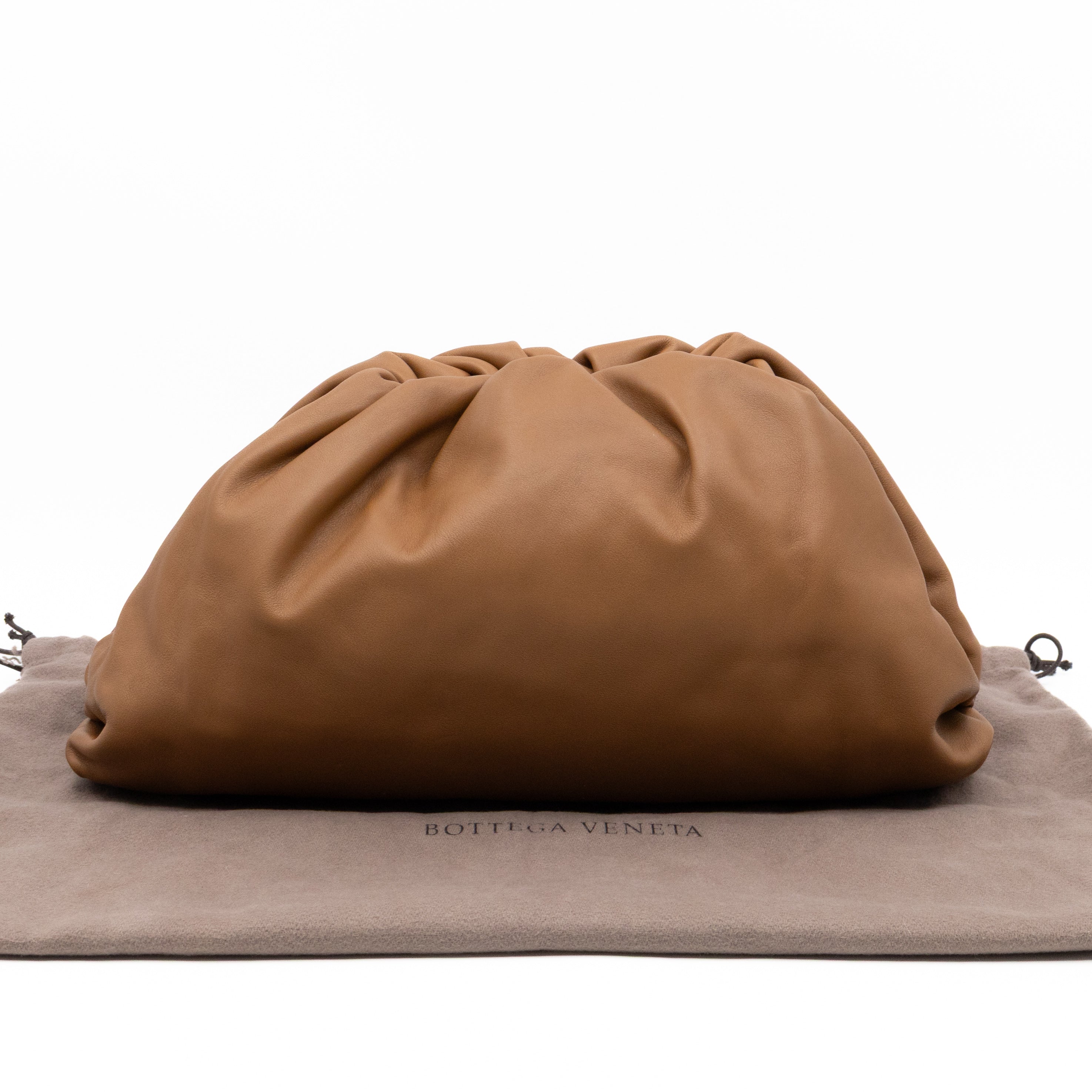 The Pouch Smooth Camello Leather