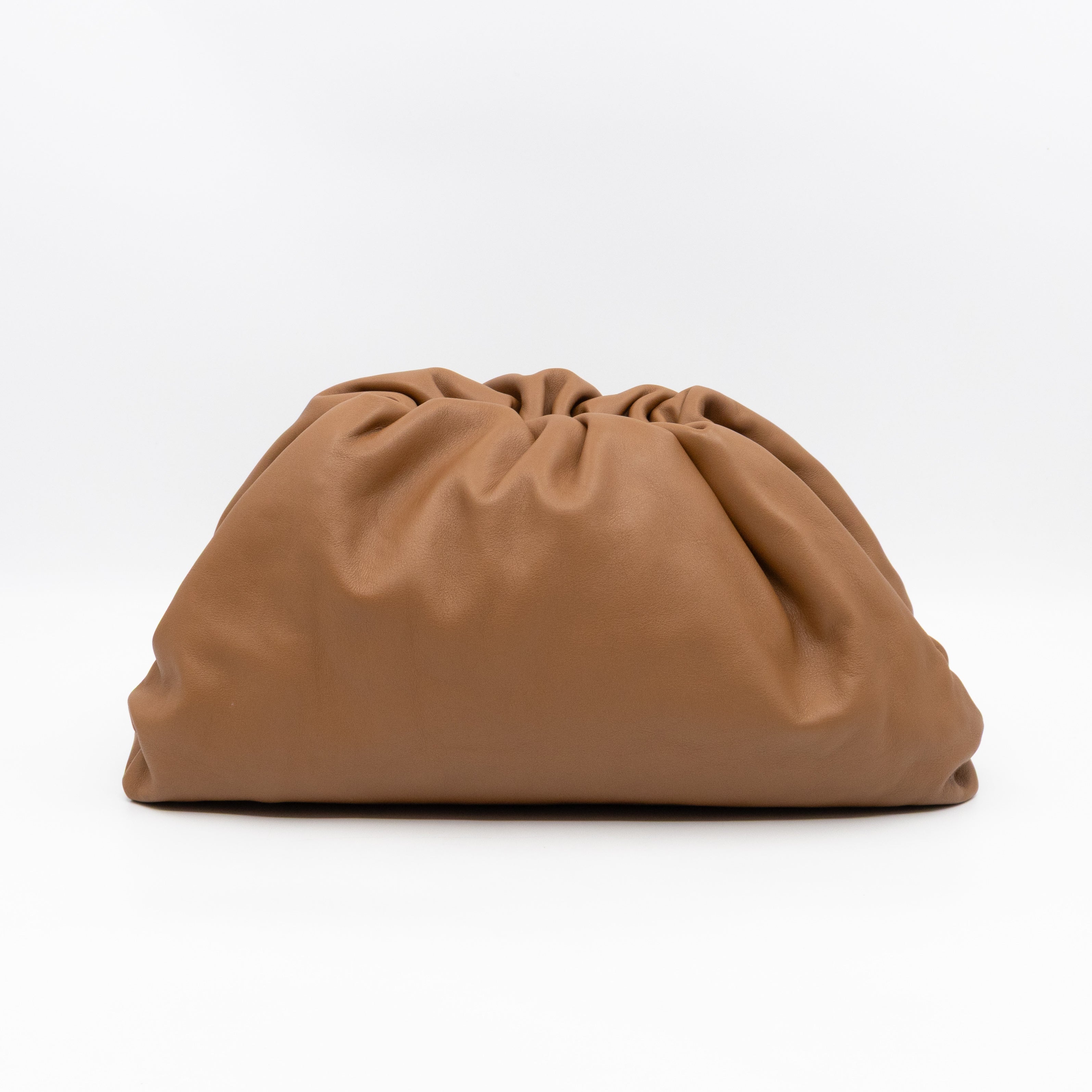 The Pouch Smooth Camello Leather