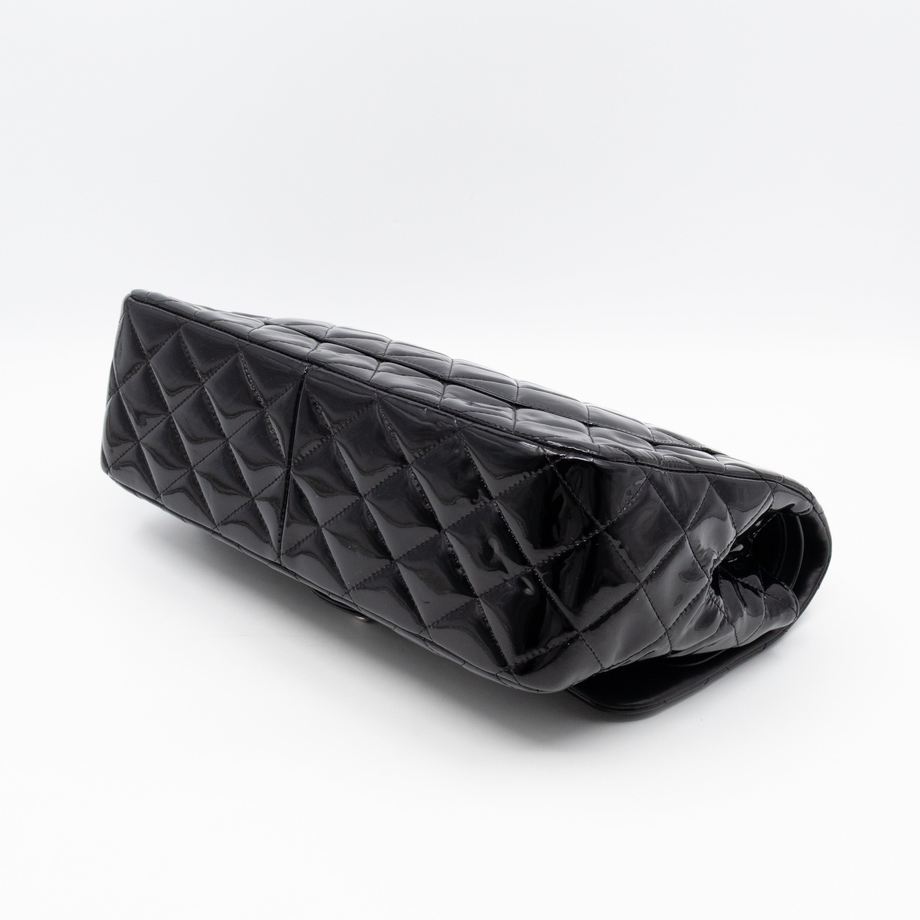 Classic Double Flap Jumbo Black Patent Leather
