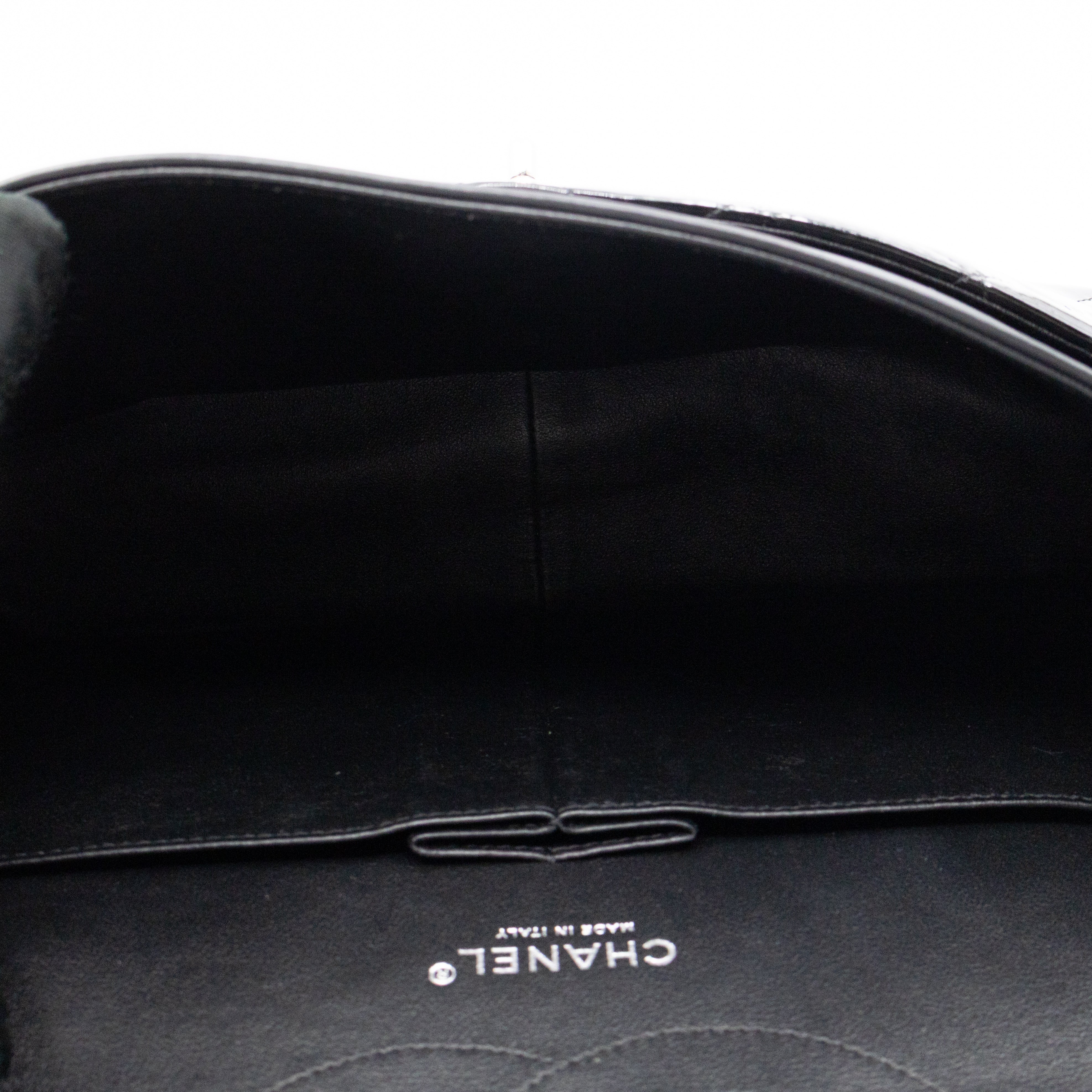 Classic Double Flap Jumbo Black Patent Leather