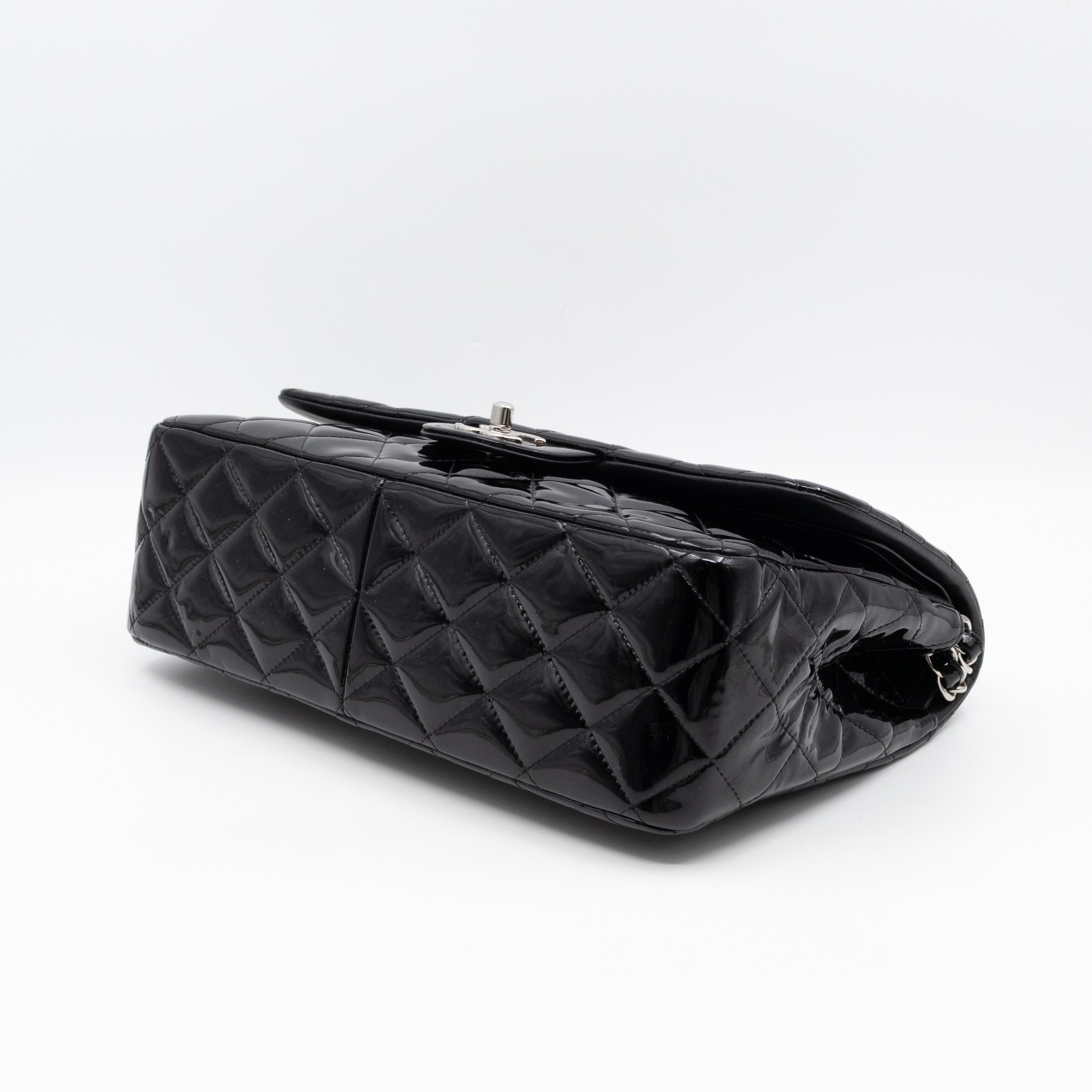 Classic Double Flap Jumbo Black Patent Leather