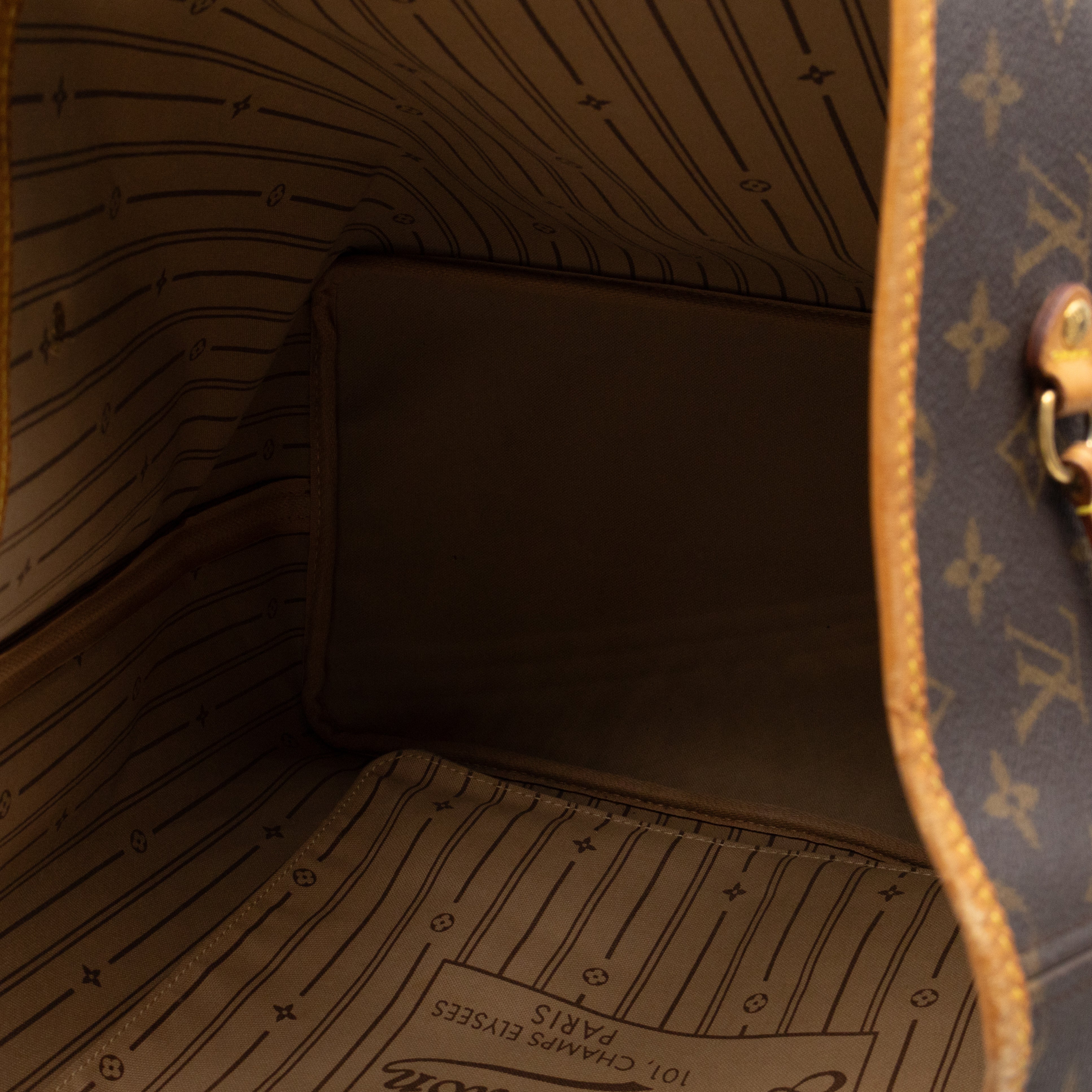 Neverfull GM Monogram