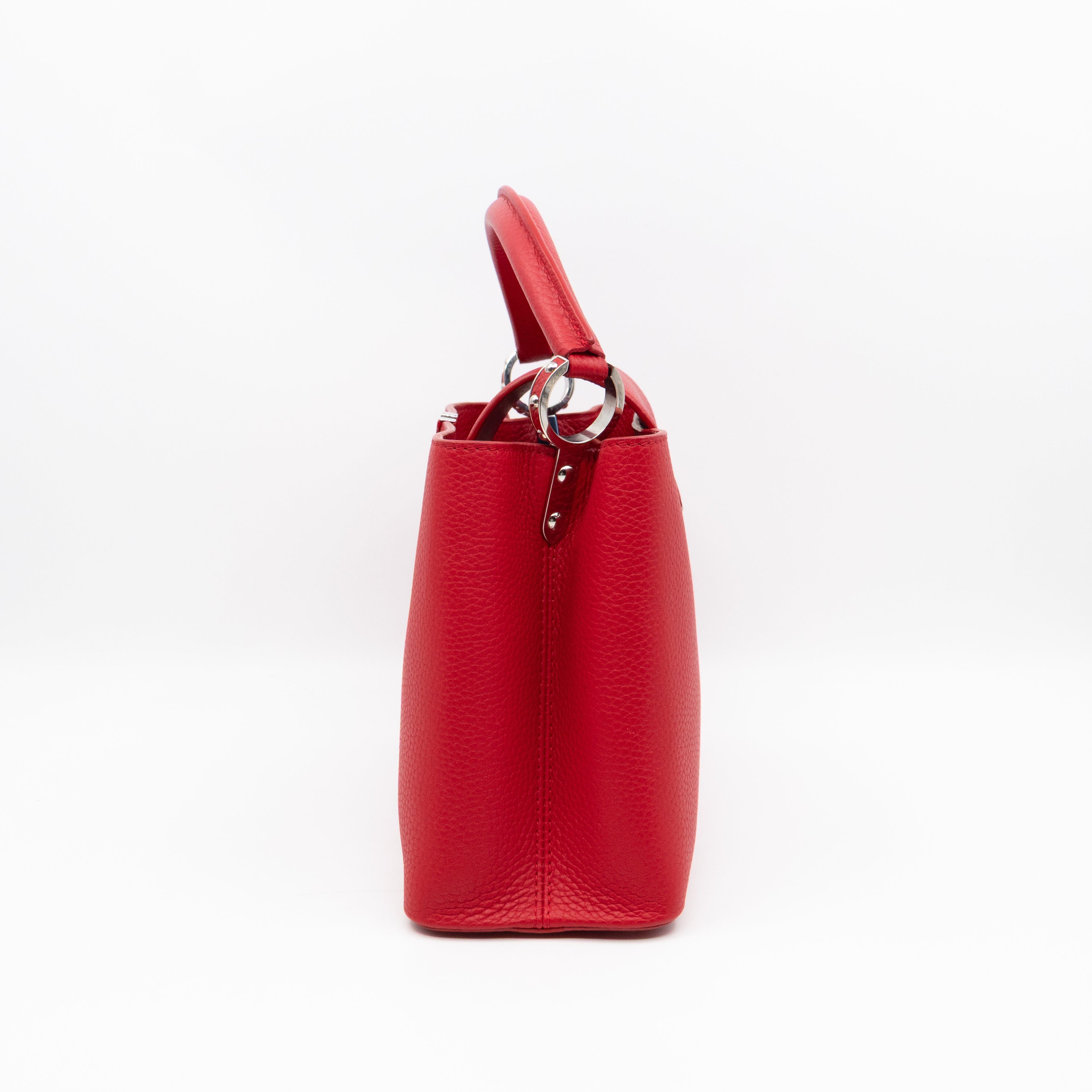 Capucines MM Red Taurillon Leather